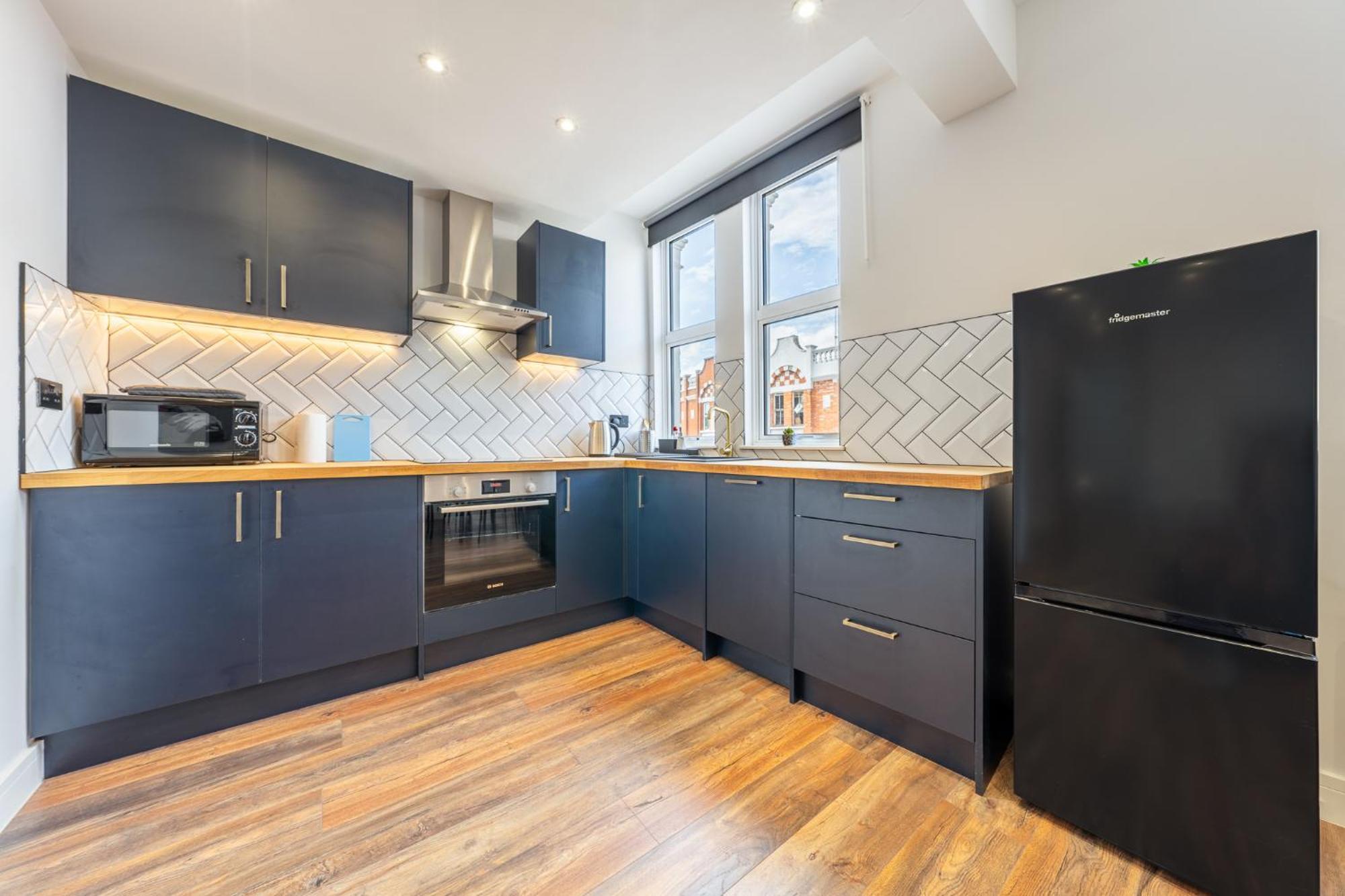 6 - West Brand New Loft *
