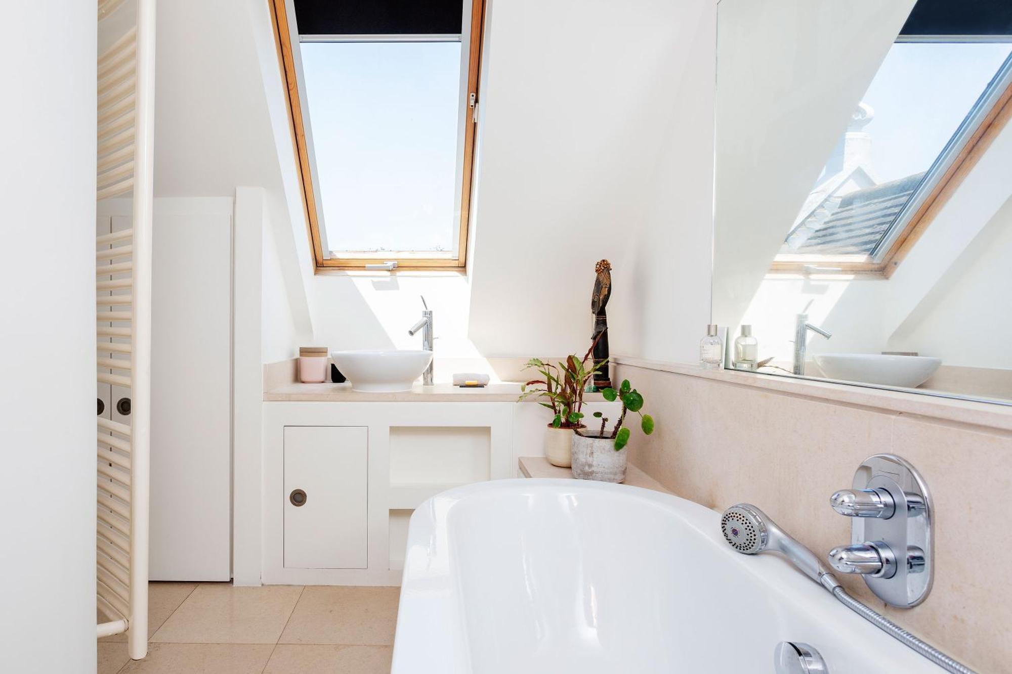 Veeve - Celestial Loft Apartment *