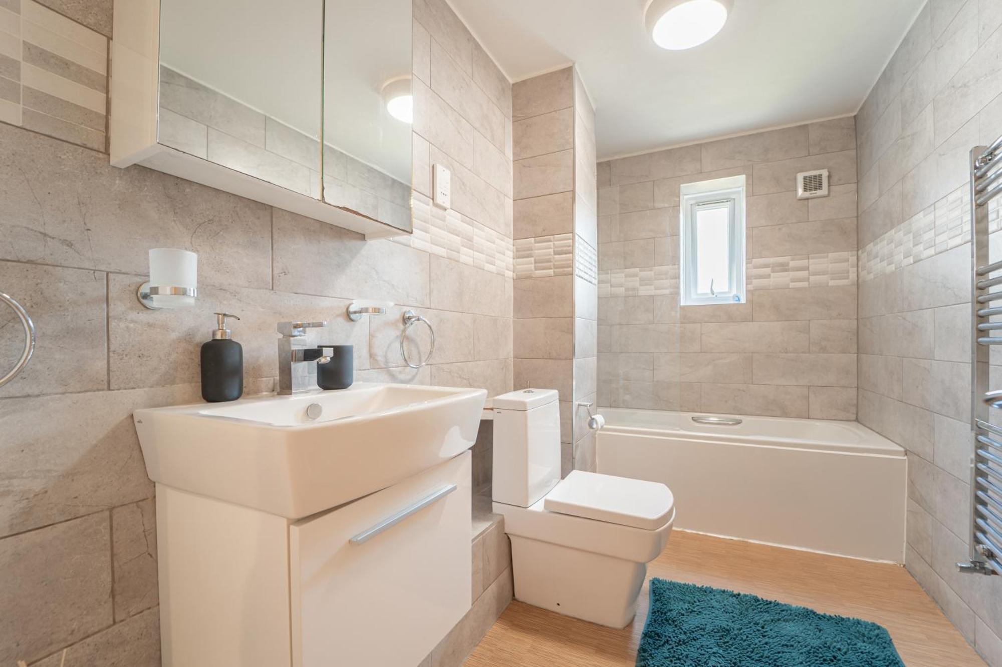 Apartment Luxury Riverview Apartment: Excel & Canary Wharf Proximity