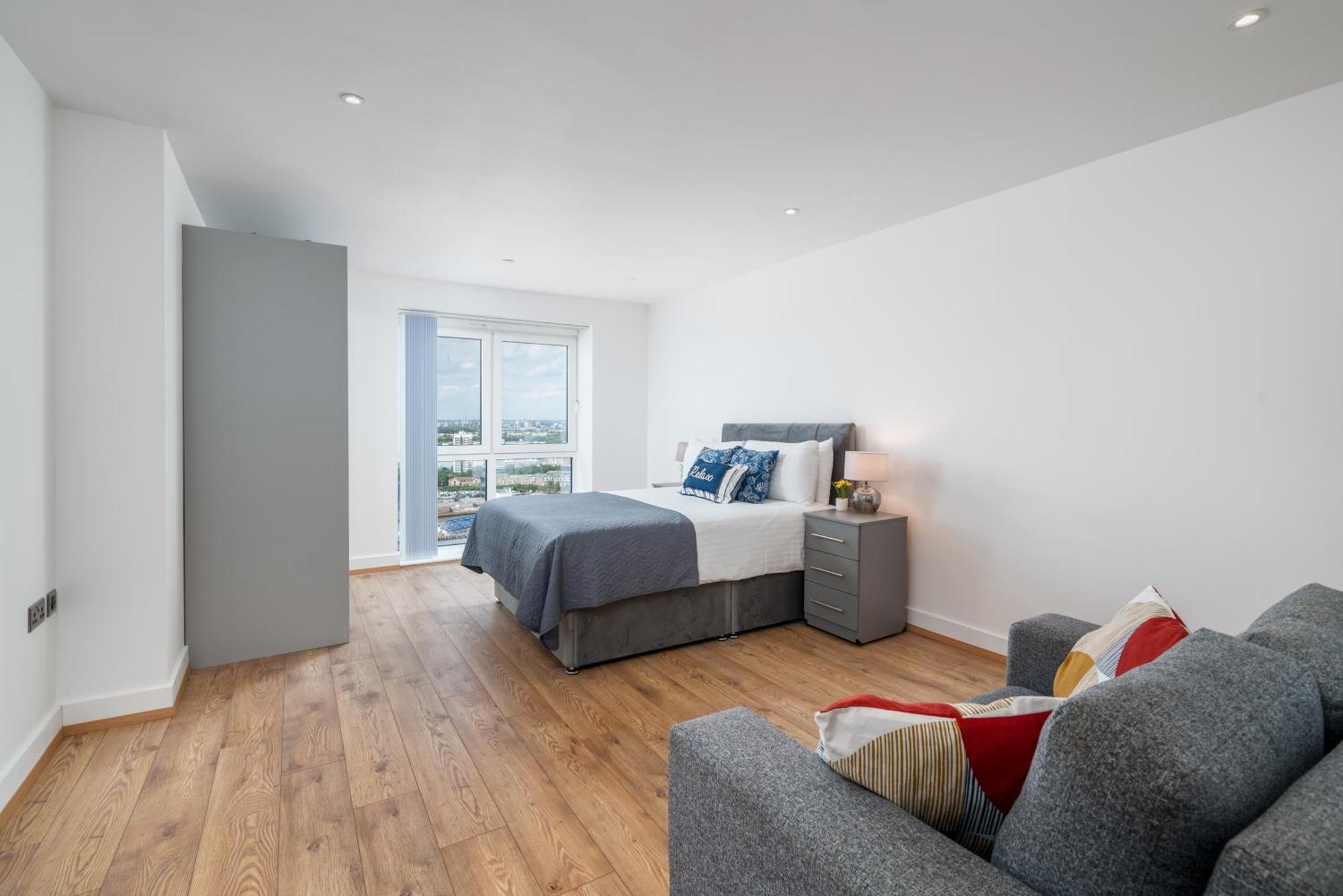 Apartment Skyvillion: Riverside With Views