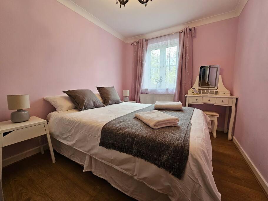 Lovely Flat Close To Shepherd's Bush London