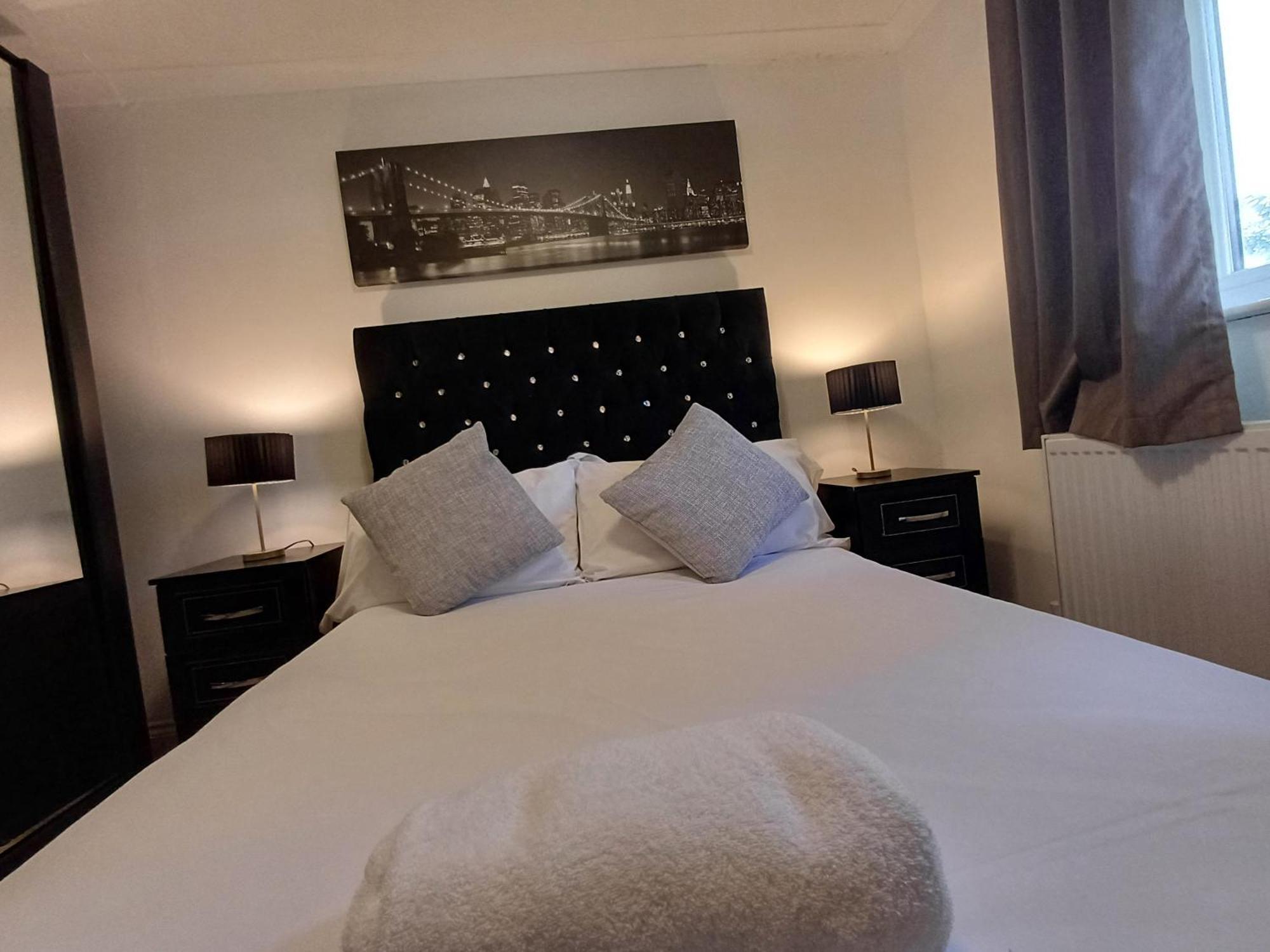 Fantastic Cozy 3bed Hse Excel Free Parking Wifi Sleeps 6
