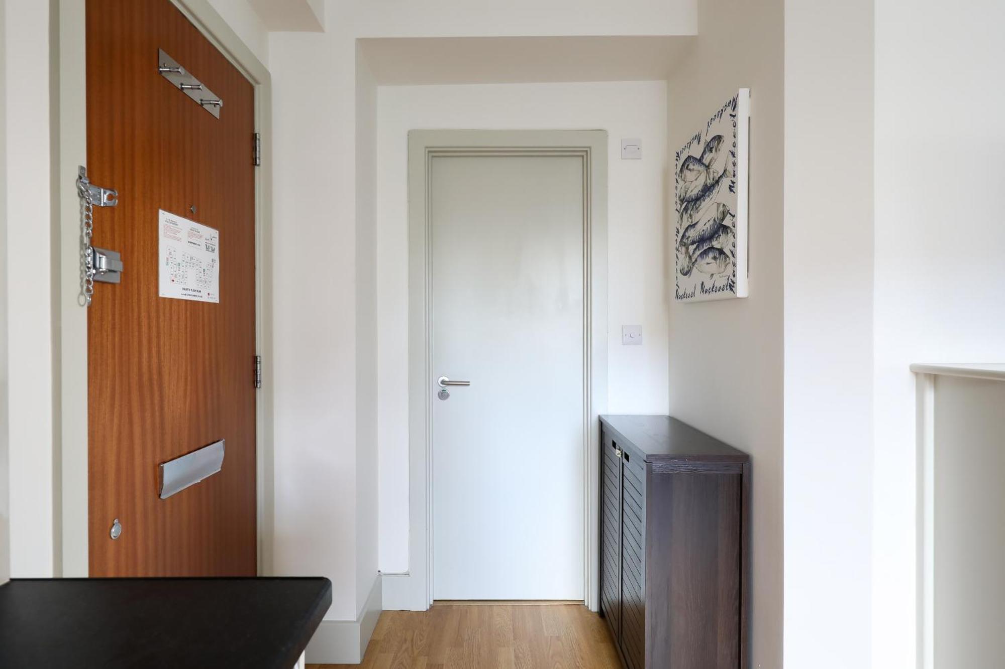 Classic South Kensington Nell Gwynn Apartment