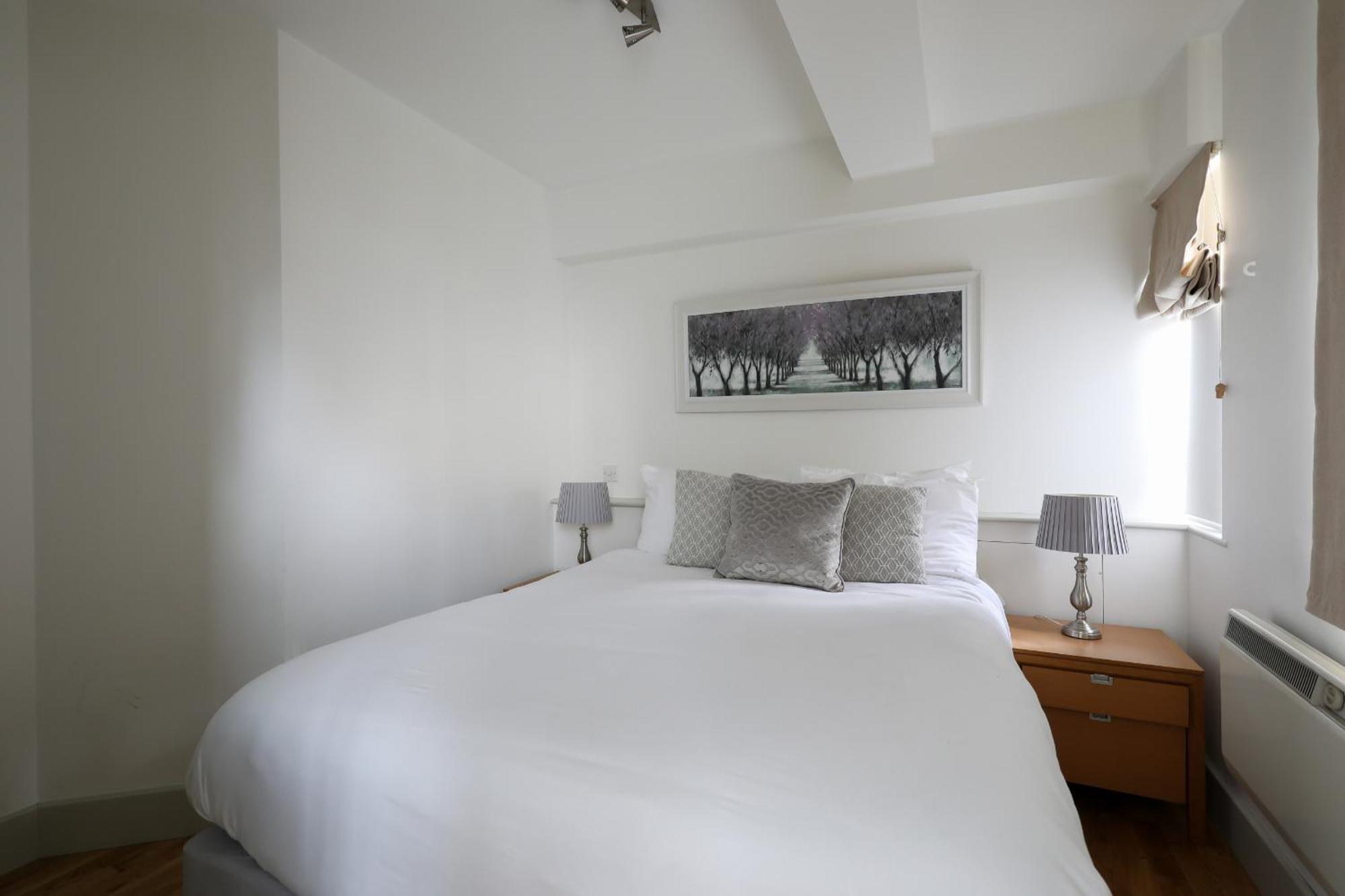 Classic South Kensington Nell Gwynn London