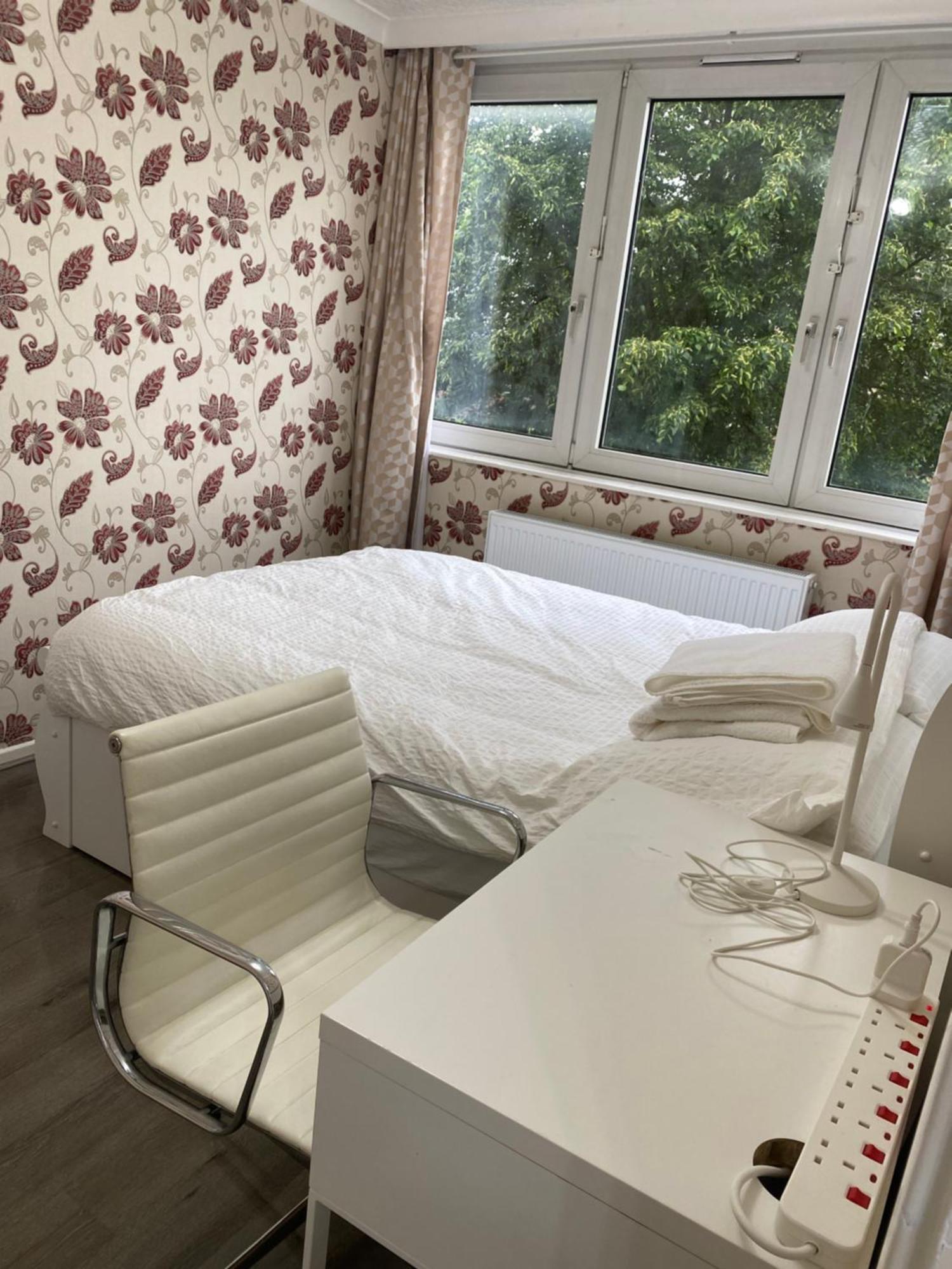 Apartamento Luxury 3 Bedroom Flat With Garden