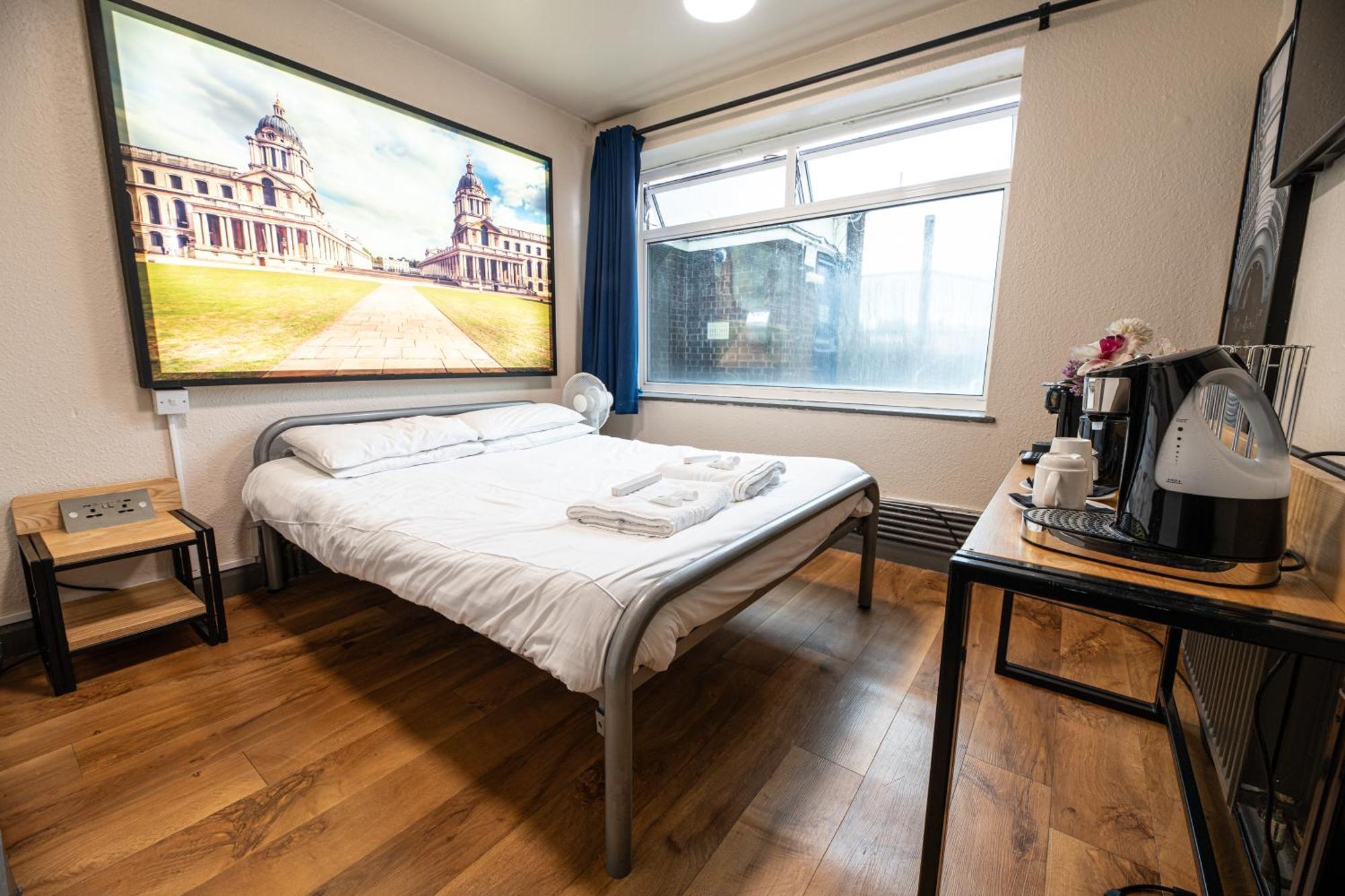 St Christopher's Shepherd's Bush Hostel *