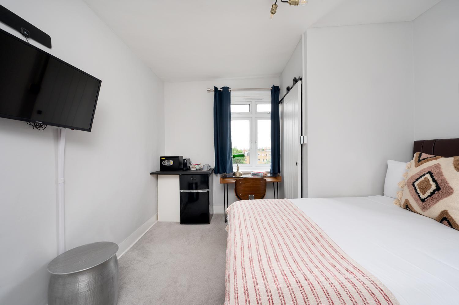 D8 House London