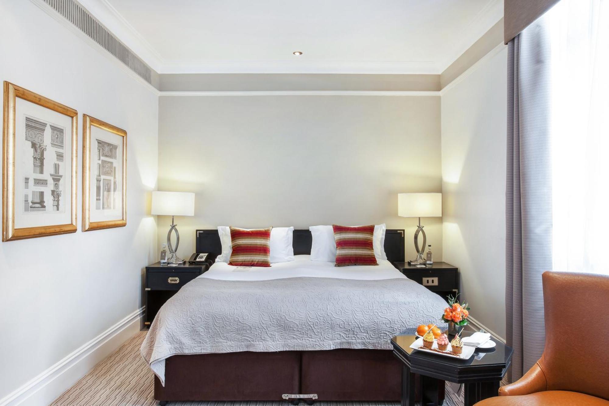 Hotel St. James' Court, A Taj Hotel, London