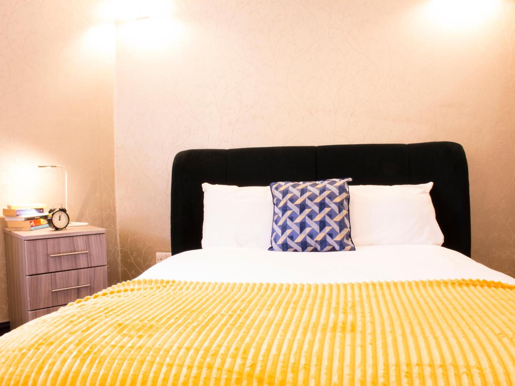 Thames Residences Hyde Park Apartamento *