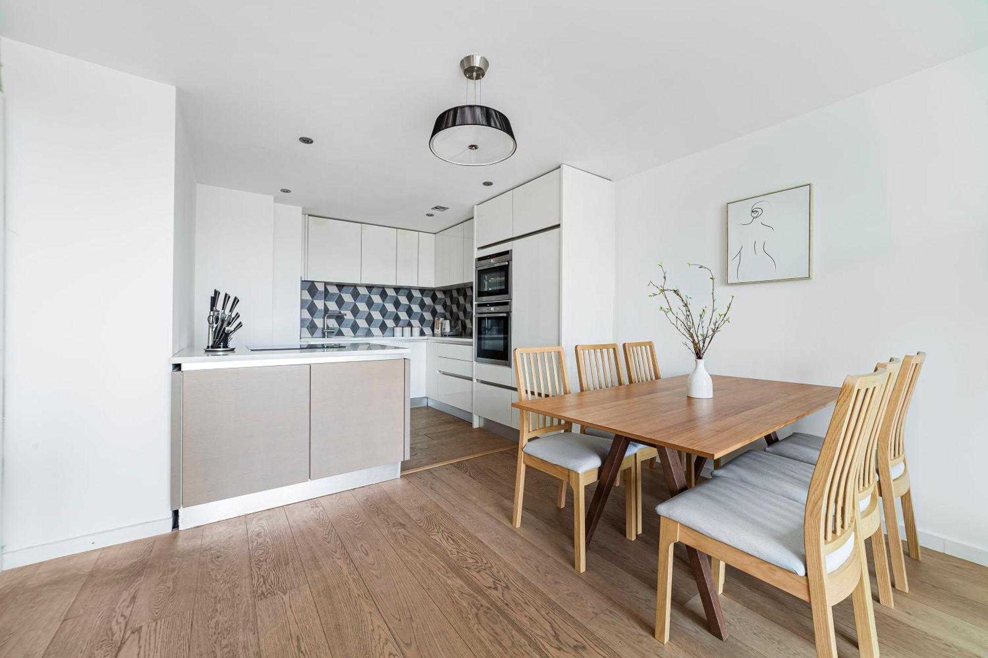 The Lambeth Apartment
