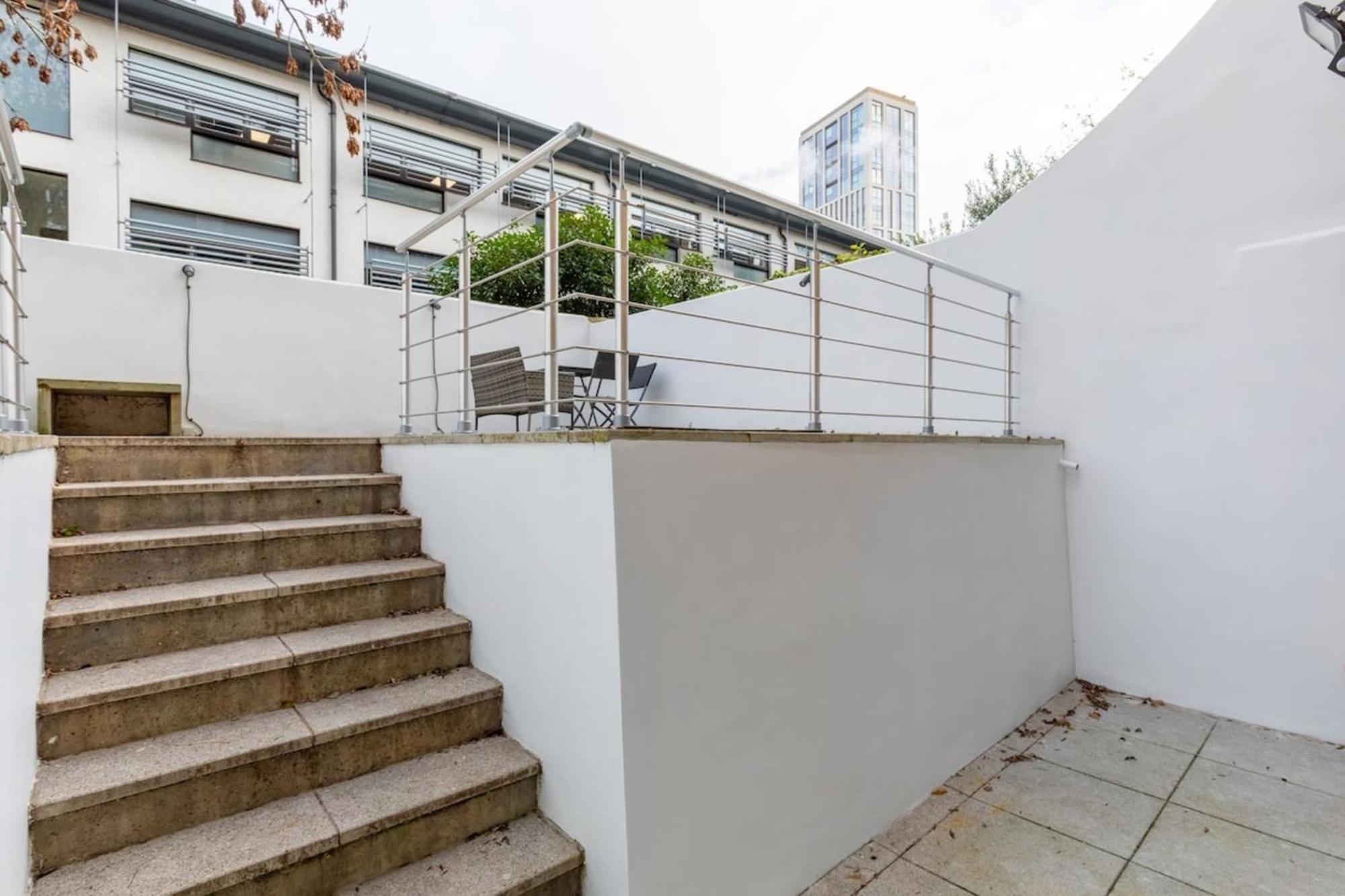 Apartamento Beautifully Presented 2bd Flat Wpatio- Kensington *