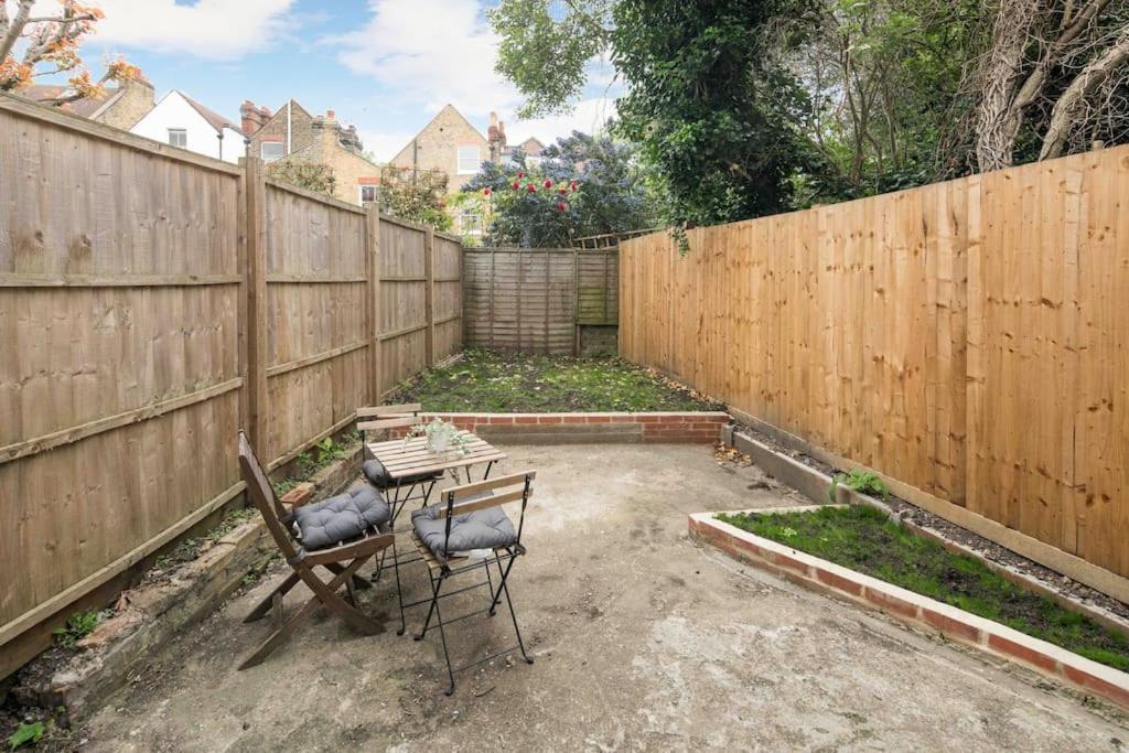 Apartment Family-friendly Garden Retreat