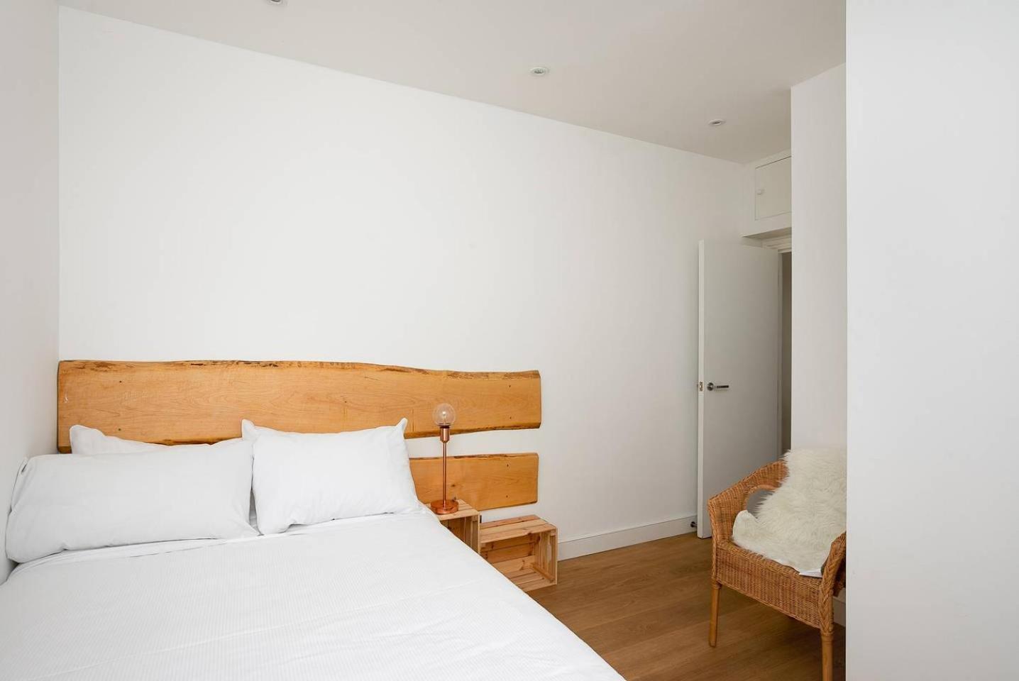Apartment Stylish 2br In West Kensington , 4 Guests London