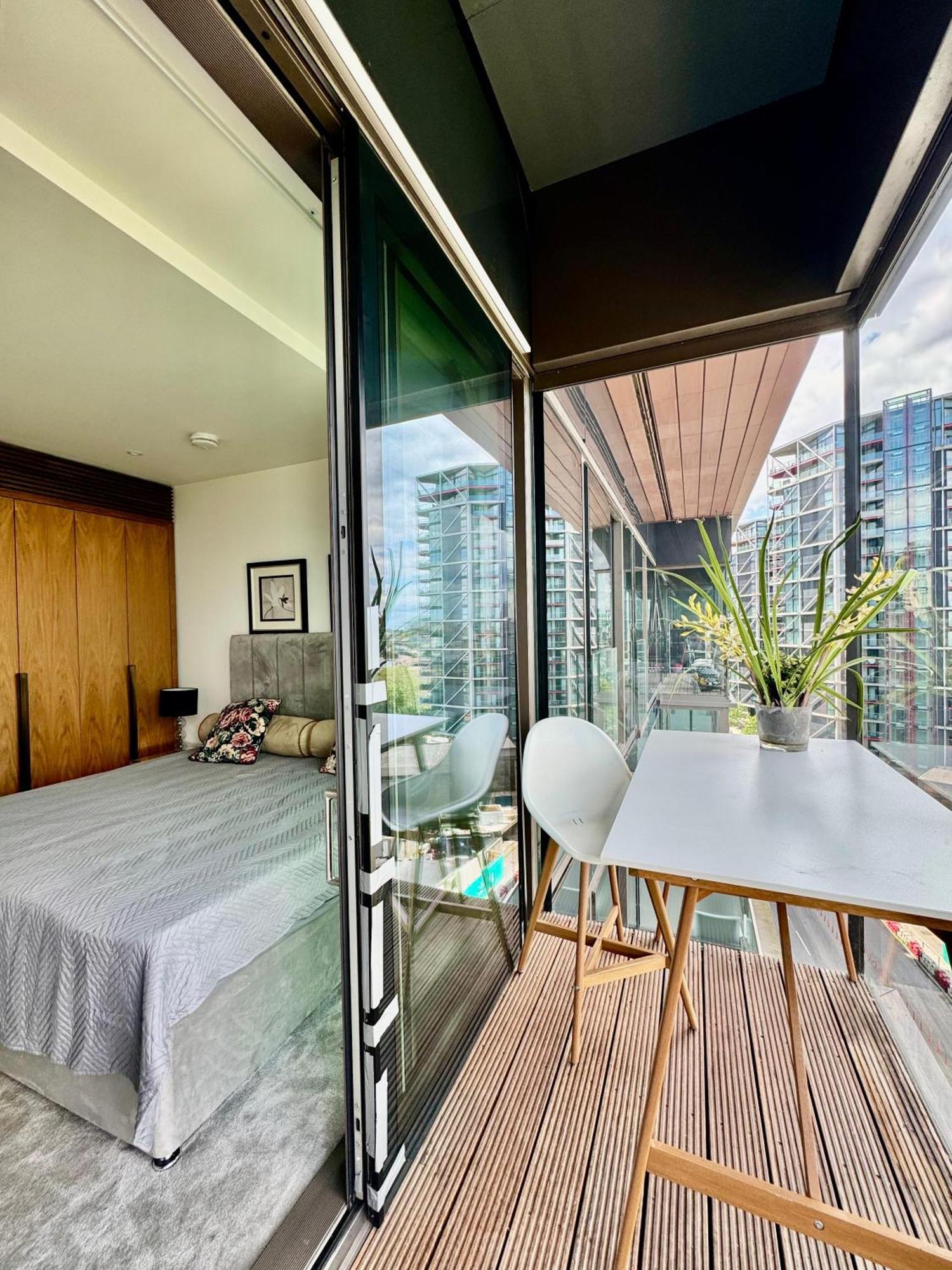 River Panorama 2 Bedroom New Development Aparthotel *