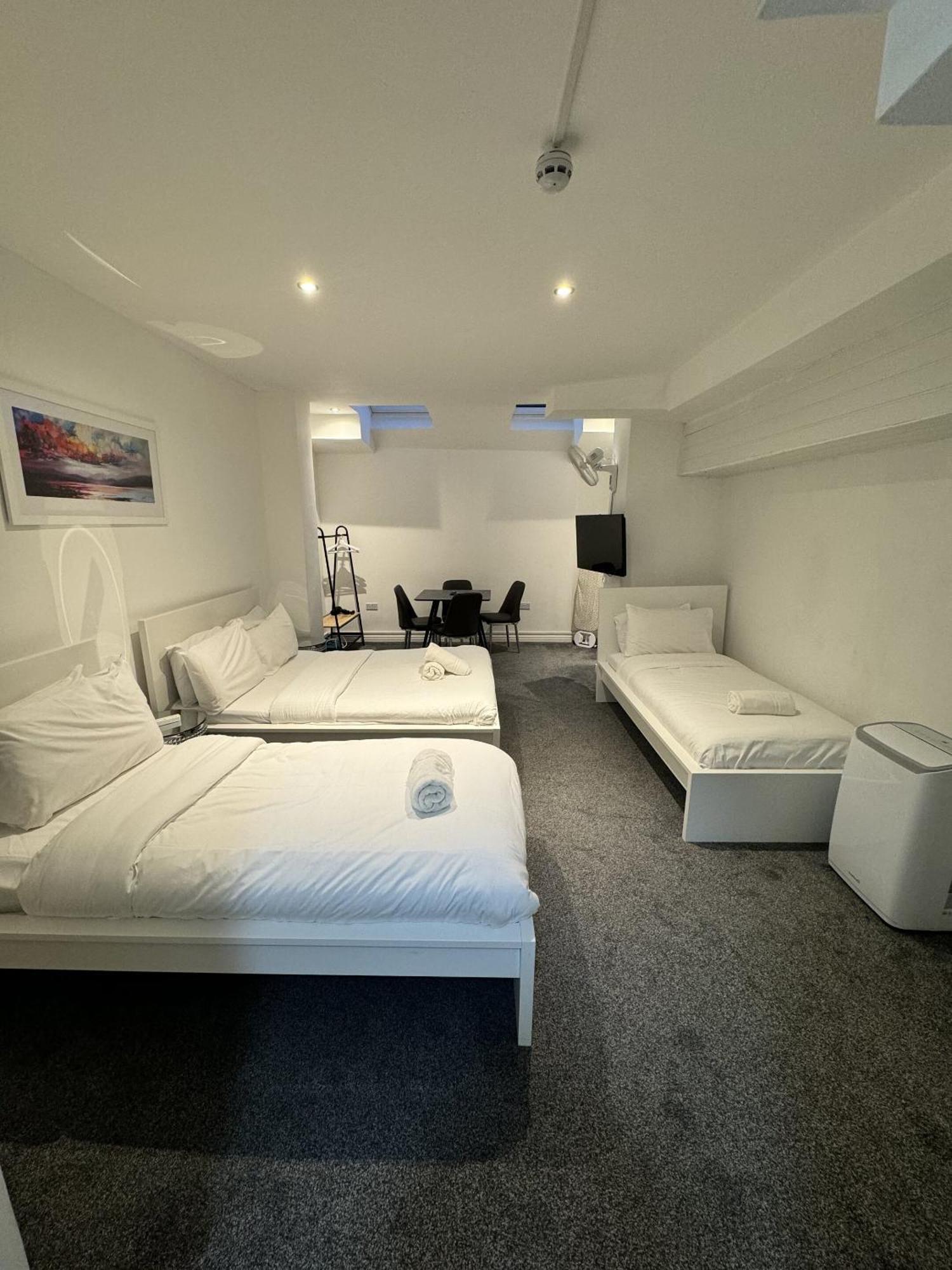 The Chapter - Hyde Park Hotel London