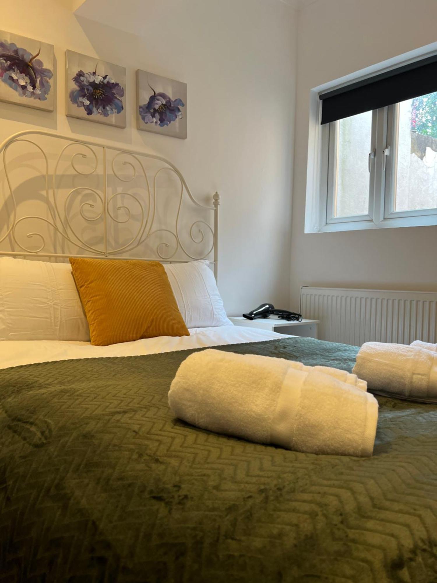 Charming 2-bed Flat With Private Garden, Easy Access To Kings Cross And Emirates Stadium Apartment