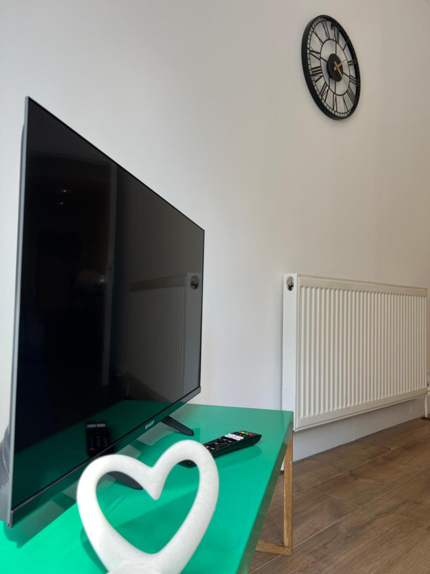 Charming 2-bed Flat With Private Garden, Easy Access To Kings Cross And Emirates Stadium Apartment