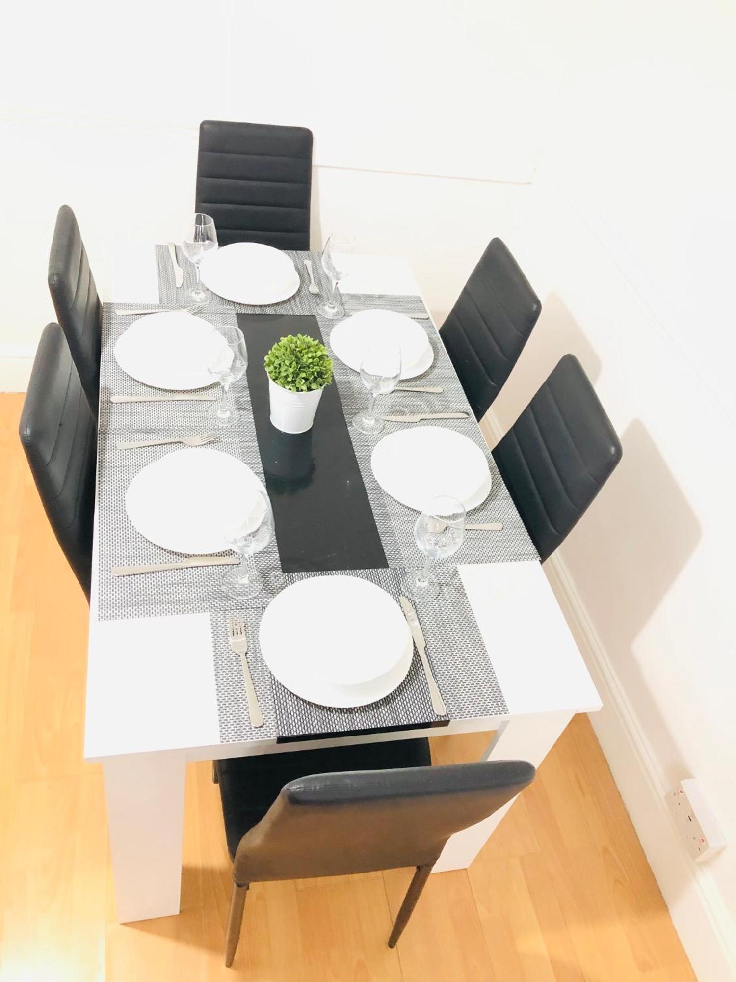 Apartment Adonna Dartville London
