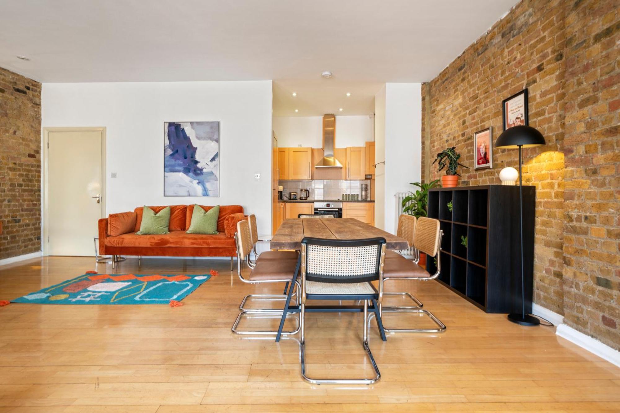 Unique Near Old Street Station Apartment London
