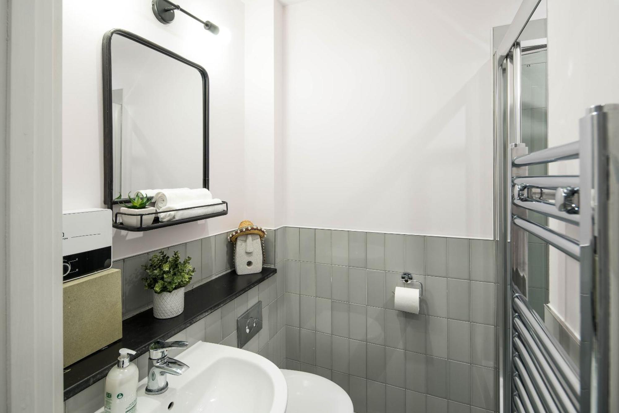 Notting Hill By Sleepy Apartment London