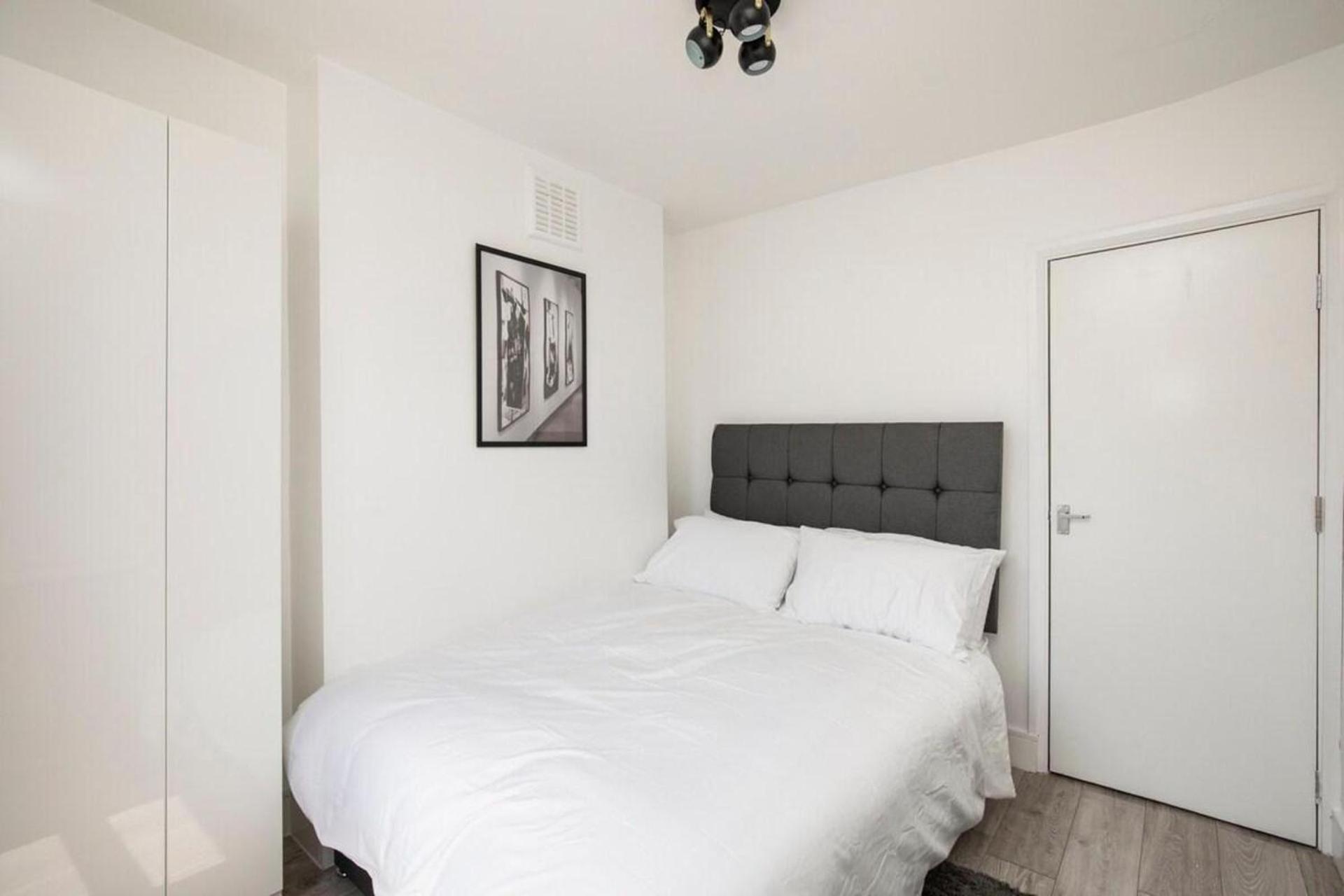 Apartment Camberwell - Stylish 4 Bed *
