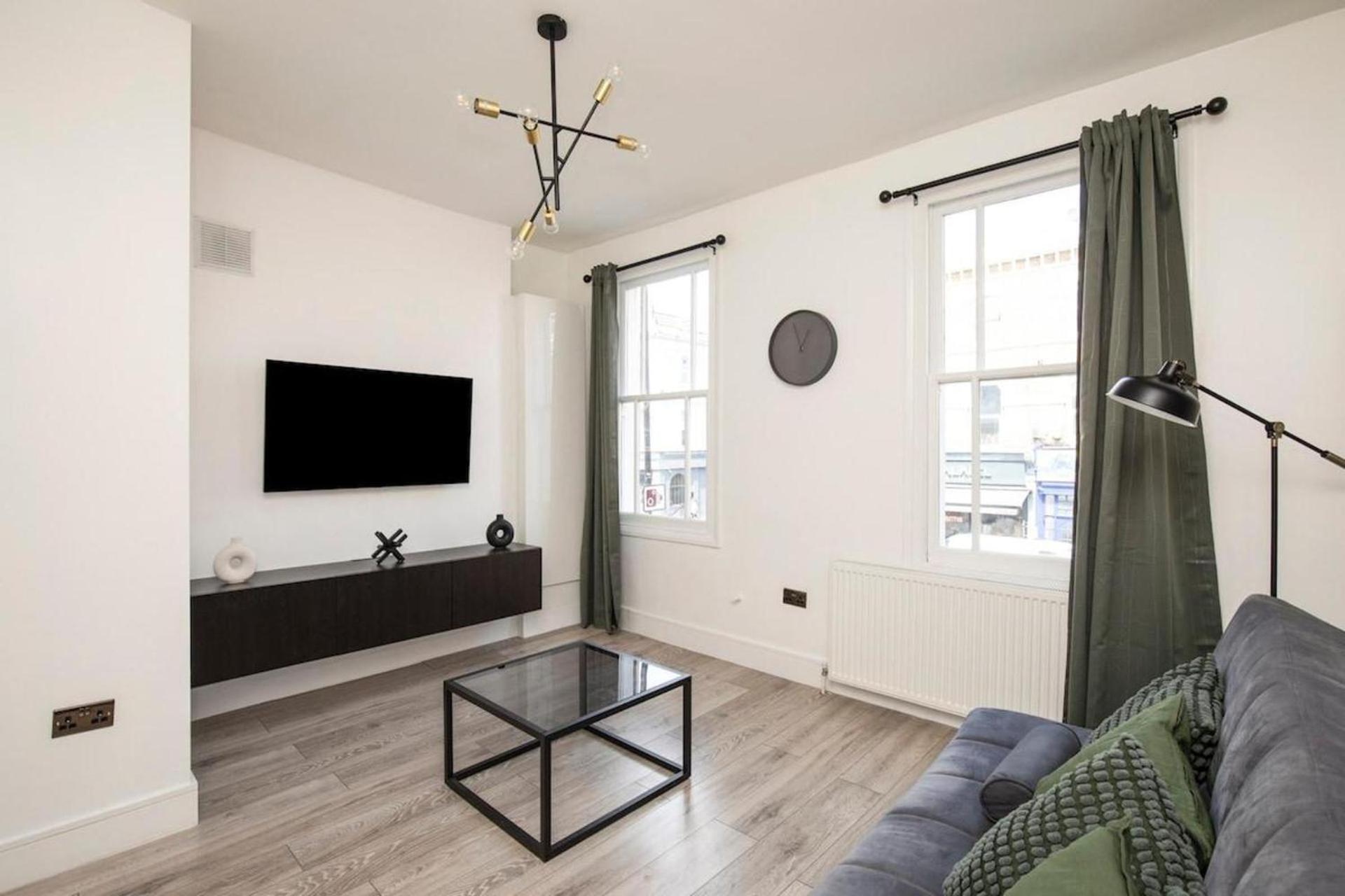 Camberwell - Stylish 4 Bed *