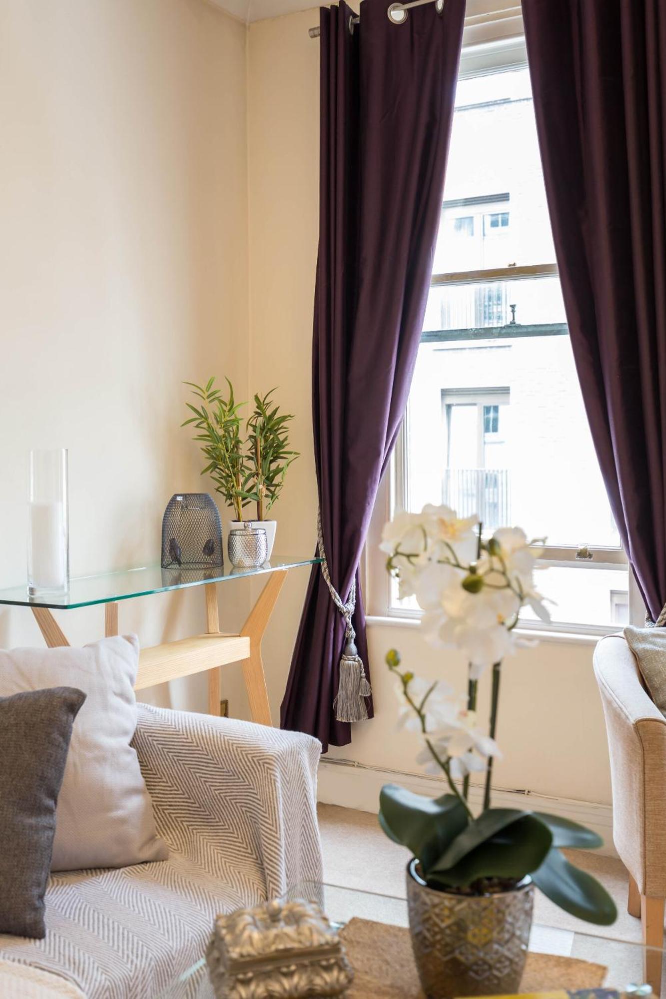 Park Lane Mayfair Collection * London