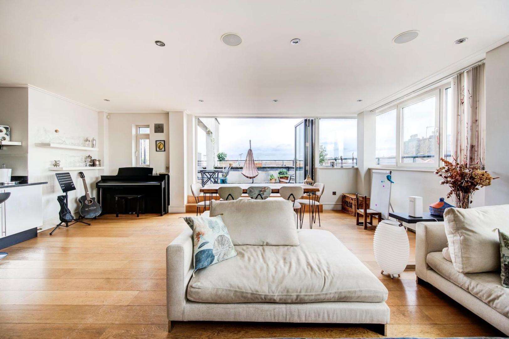 Guestready - Cosmopolitan Living In * London