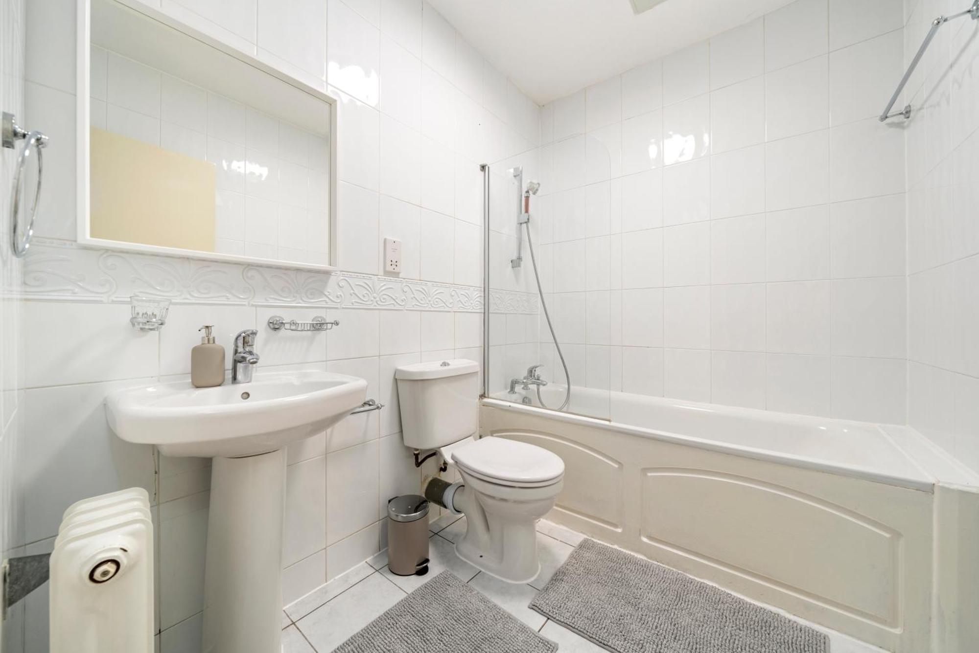 Unique Near Old Street Station Apartment London
