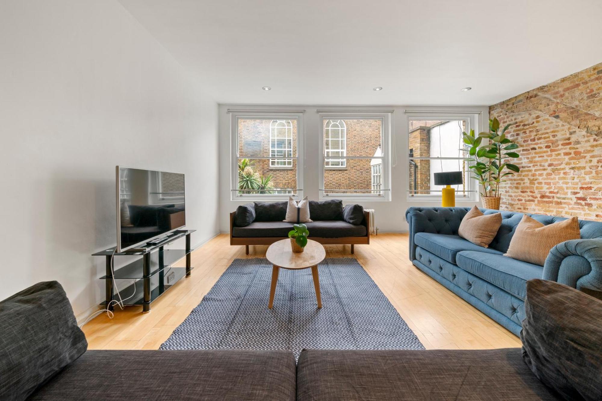 Unique Near Old Street Station Apartment London