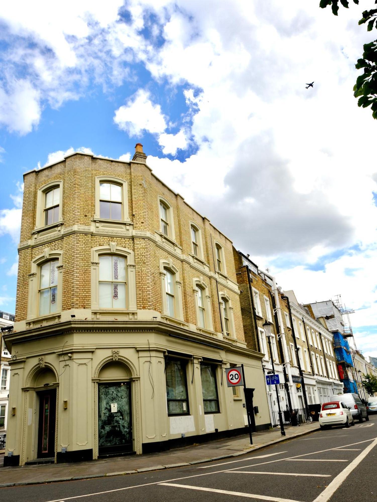 Chelsea Cosy 2 Bedroom Flat With Terrace * London