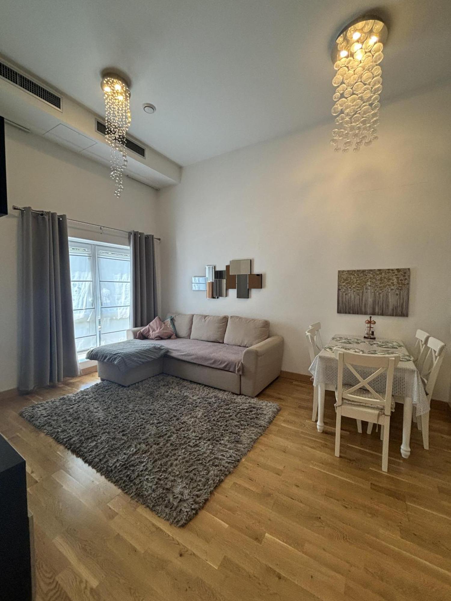 Apartment Captivating 2-bed In