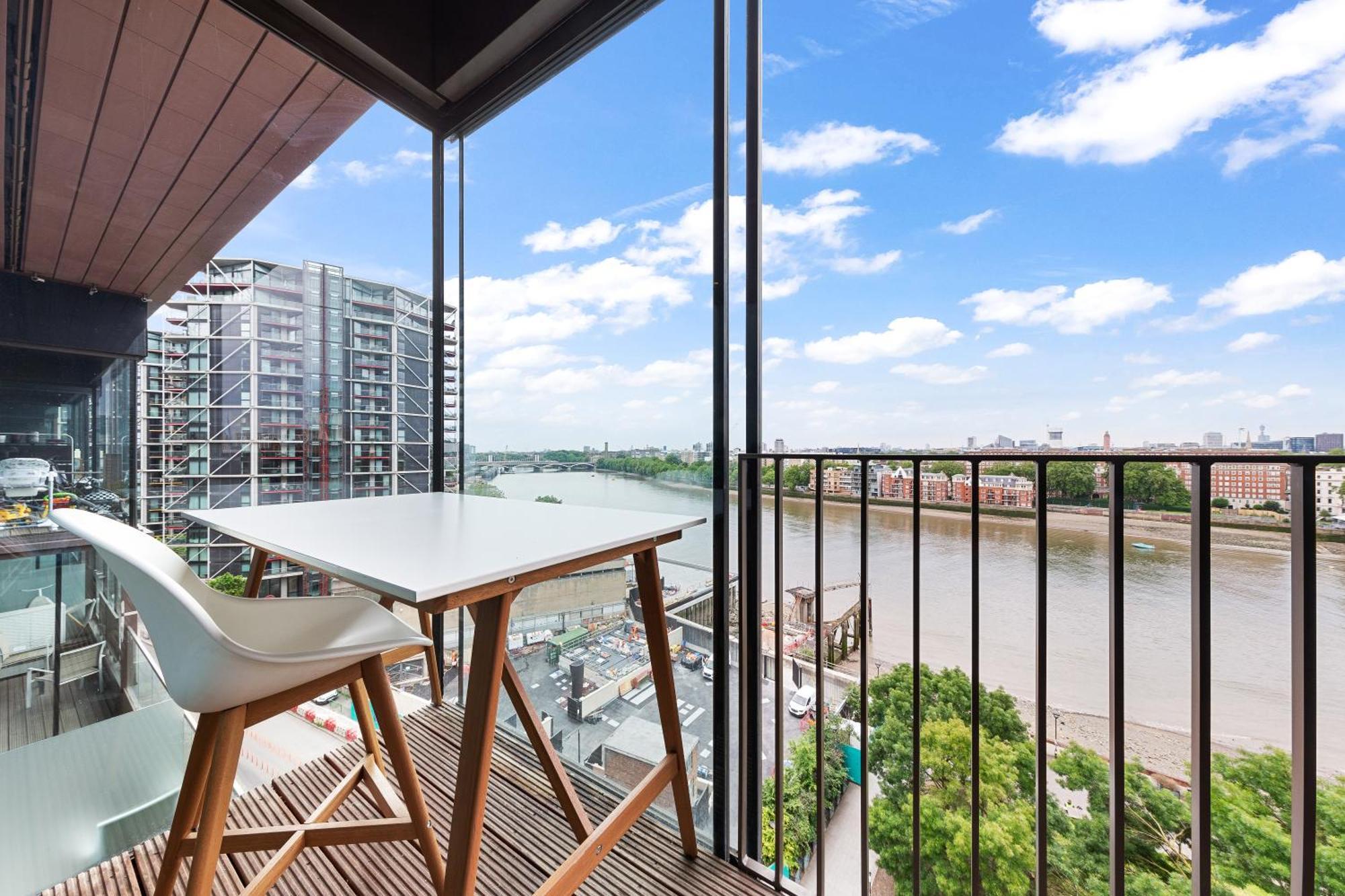 River Panorama 2 Bedroom New Development London