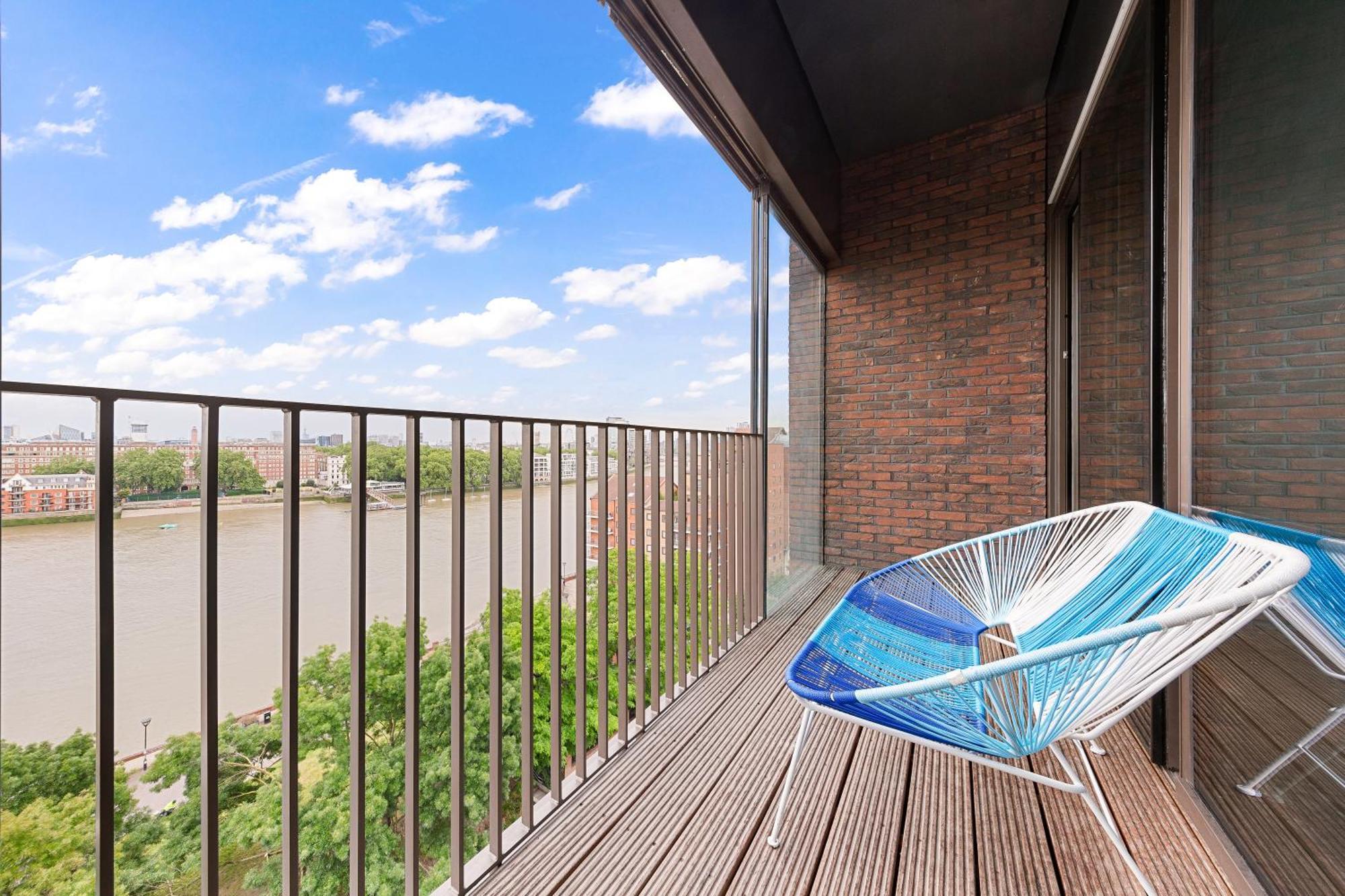 River Panorama 2 Bedroom New Development Aparthotel *