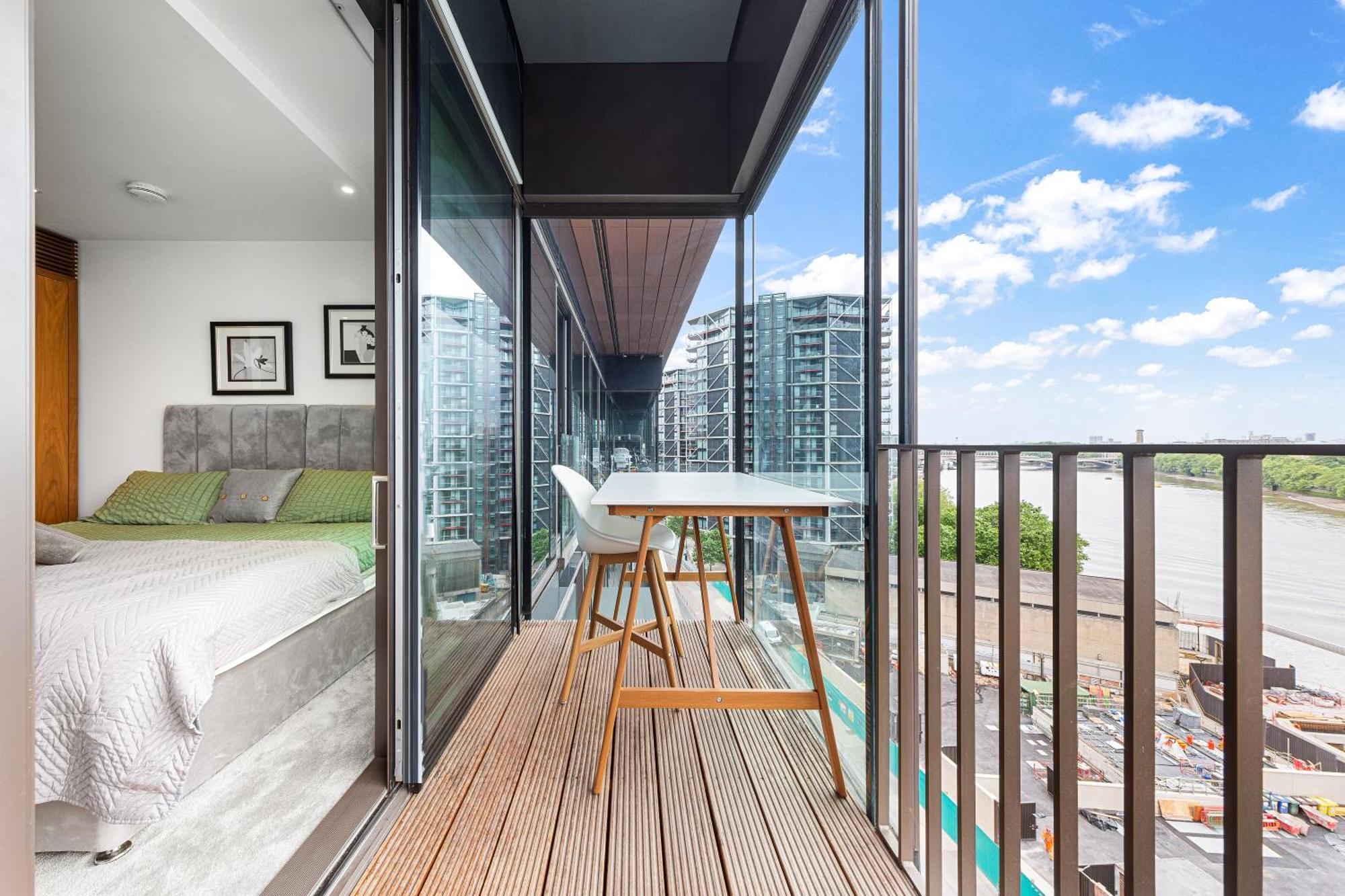 River Panorama 2 Bedroom New Development London
