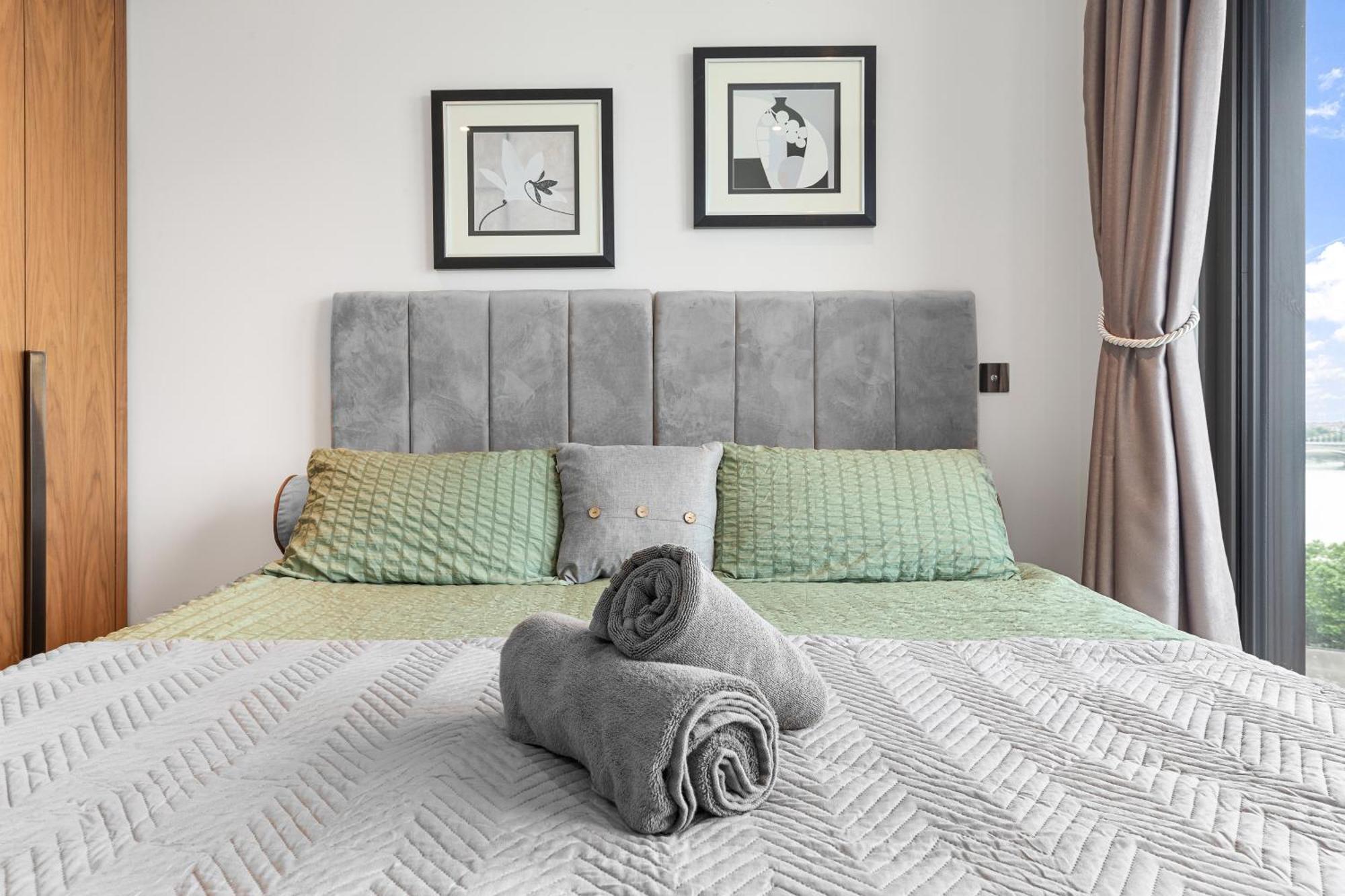 Aparthotel River Panorama 2 Bedroom New Development *