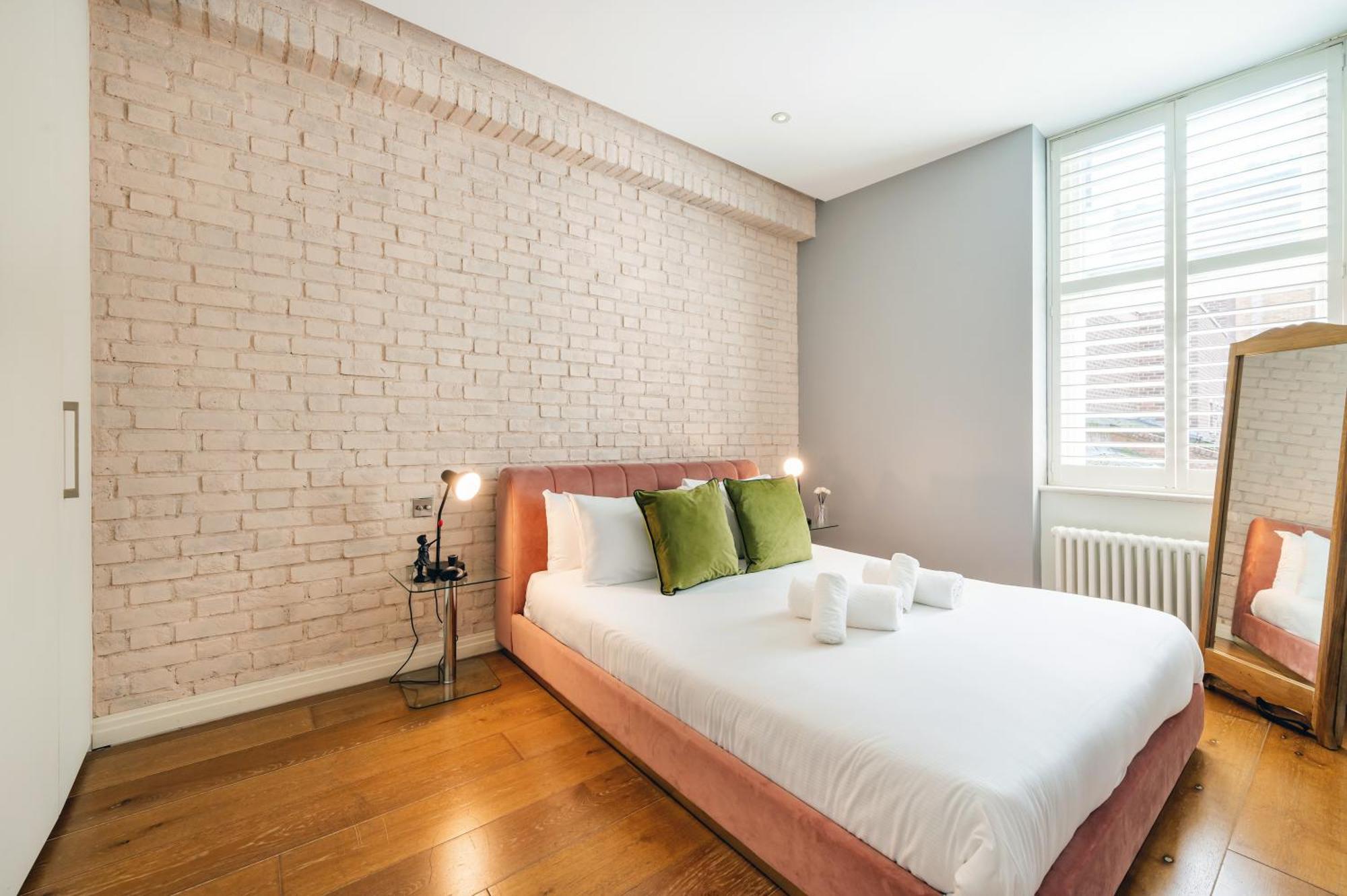 Apartment Welcome - Drury Lane *