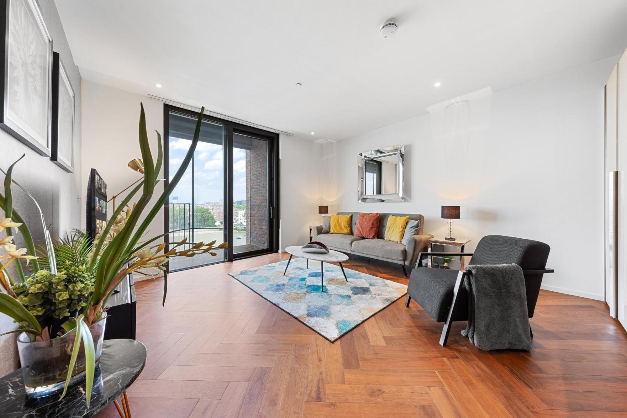 Spectacular Riverview Two Bedroom Luxury Designer Apartment-ac-parking-wifi-2 Bathrooms Apartment *