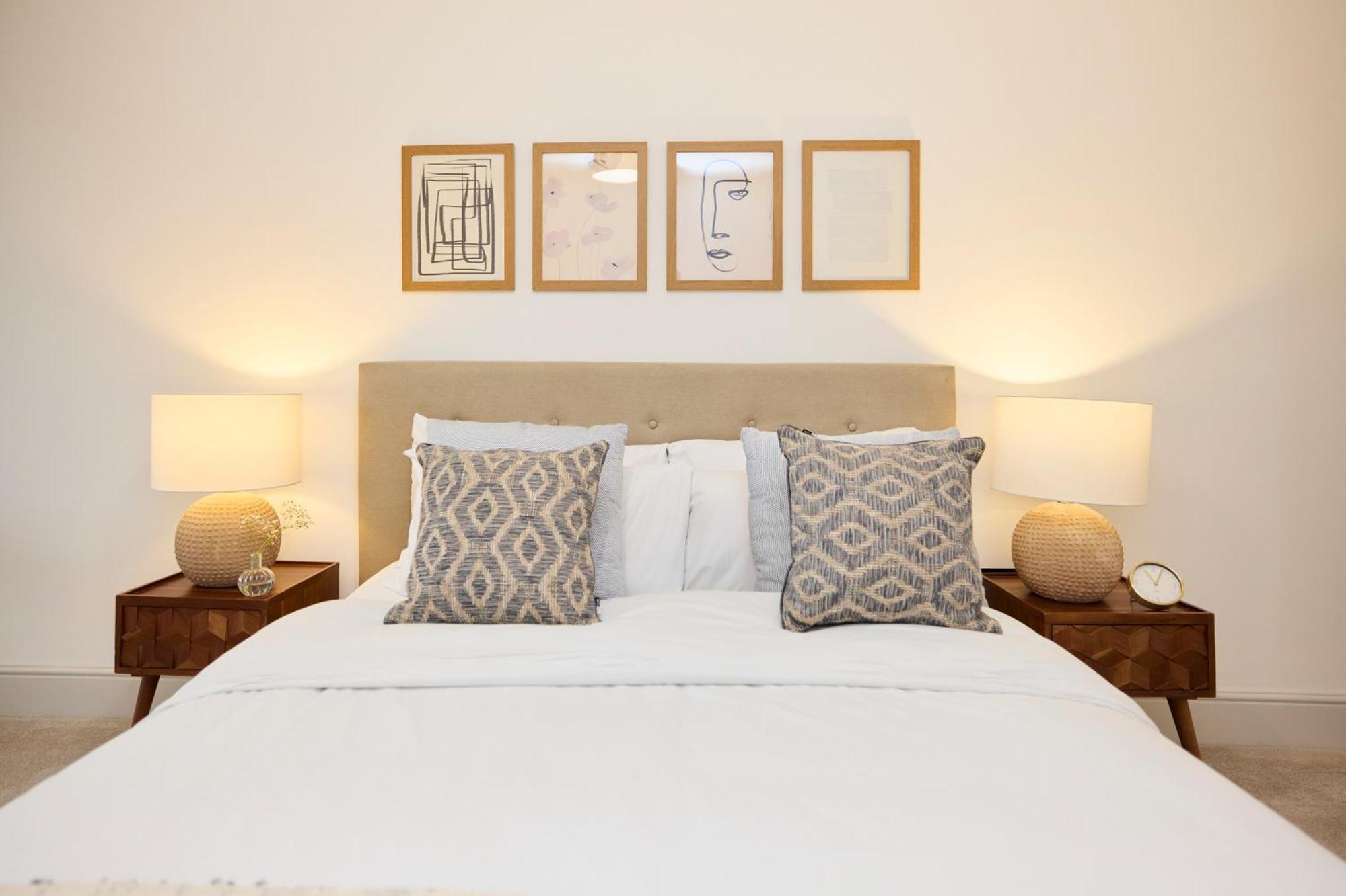 The South Wimbledon Place - Adorable 2bdr Flat With Balcony Apartment