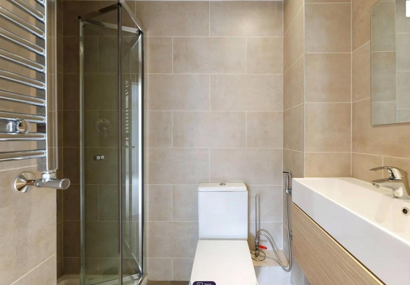 Kensington 2bed 2bath Breakfast Apartment London