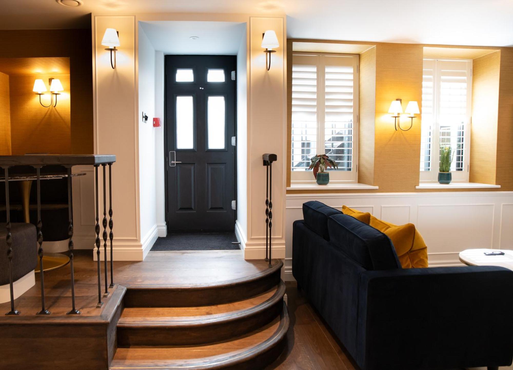 The Capital Hotel, & Townhouse 5* London