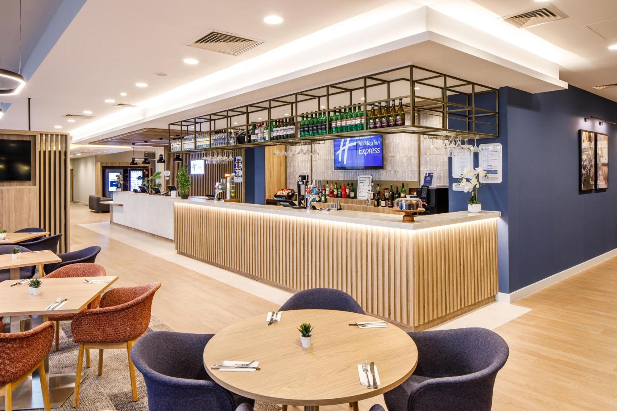 Express - Excel By Ihg Hotel