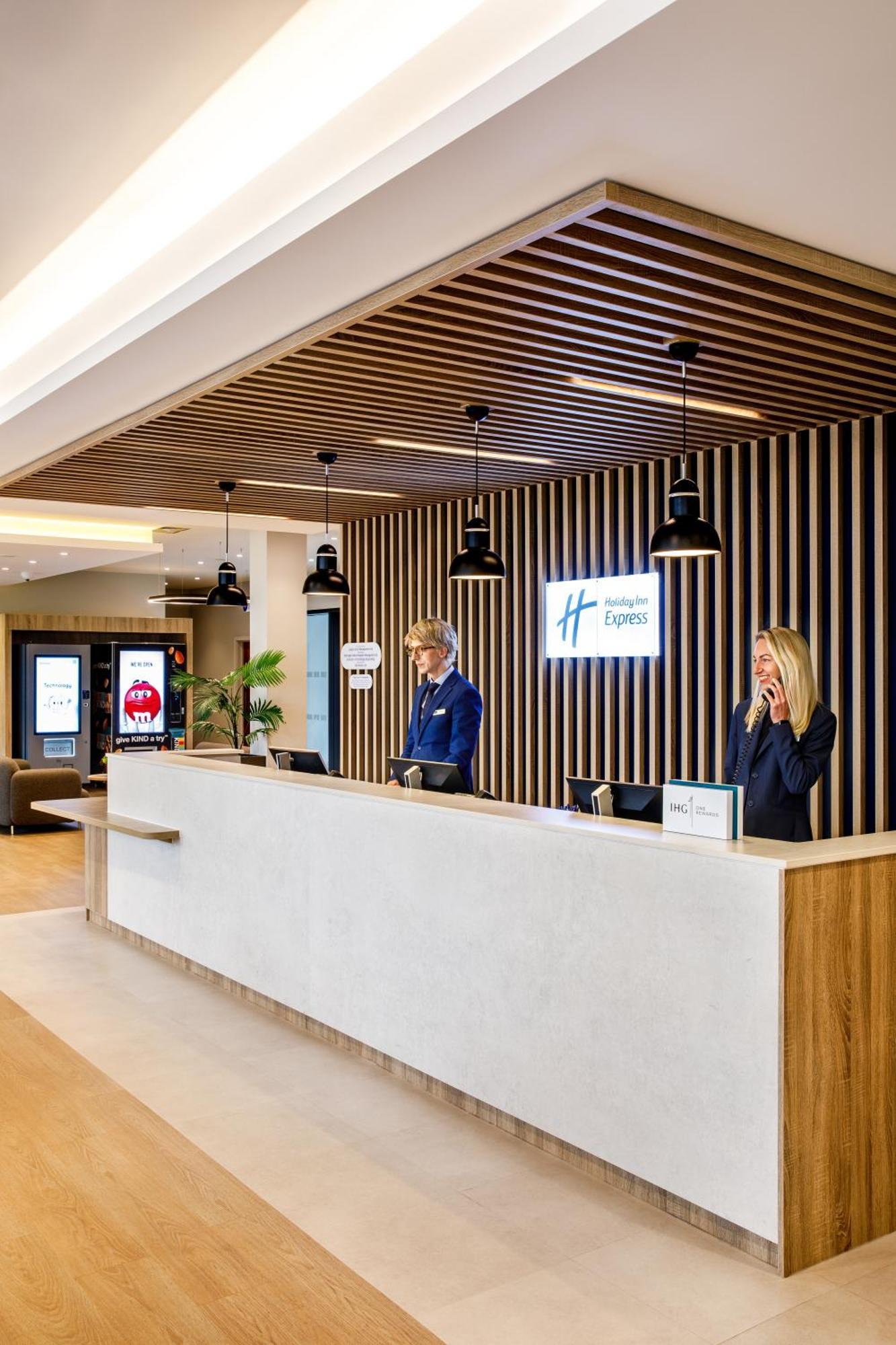 Express - Excel By Ihg Hotel 3*