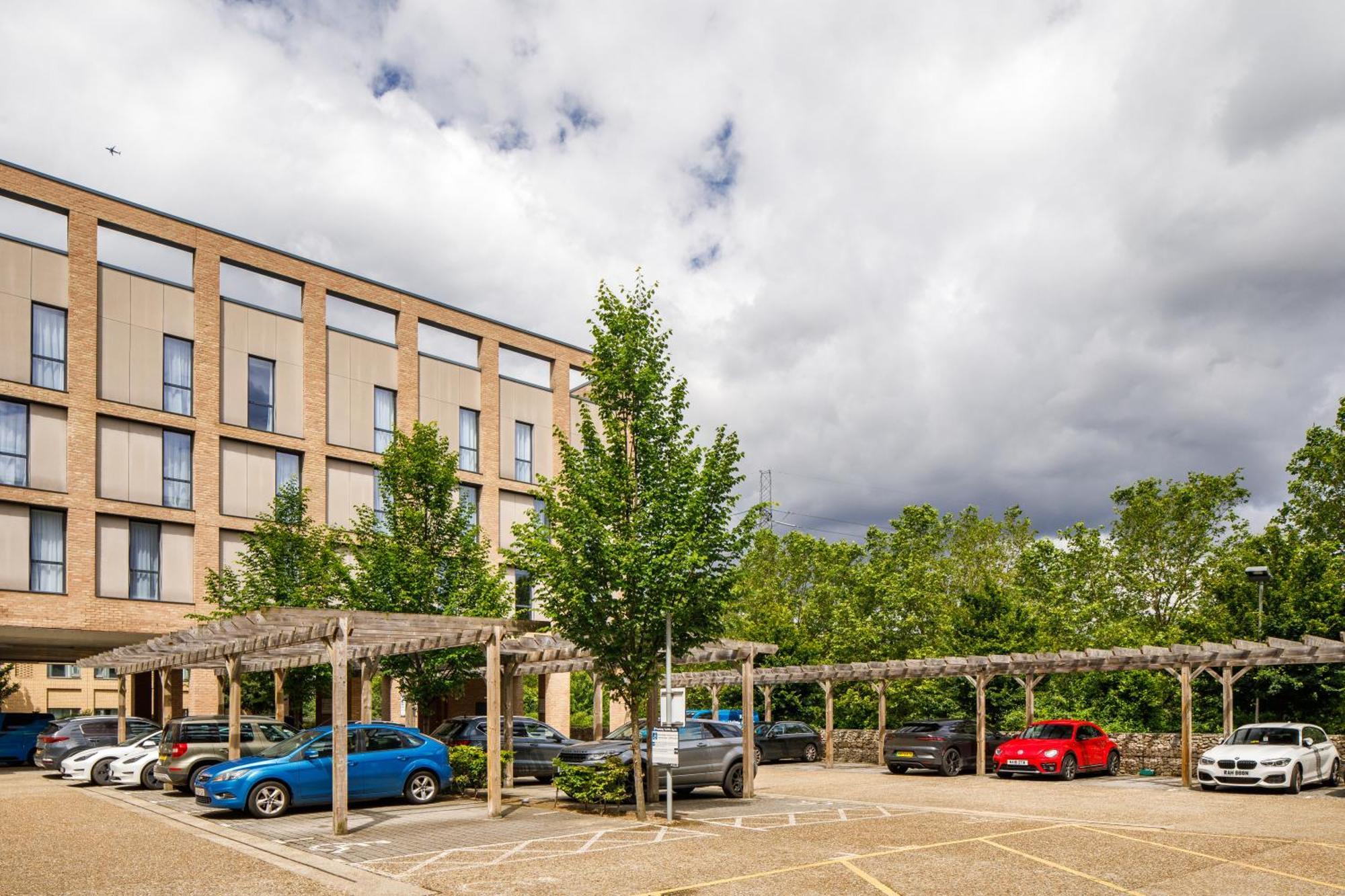 Hotel Express - Excel By Ihg 3*