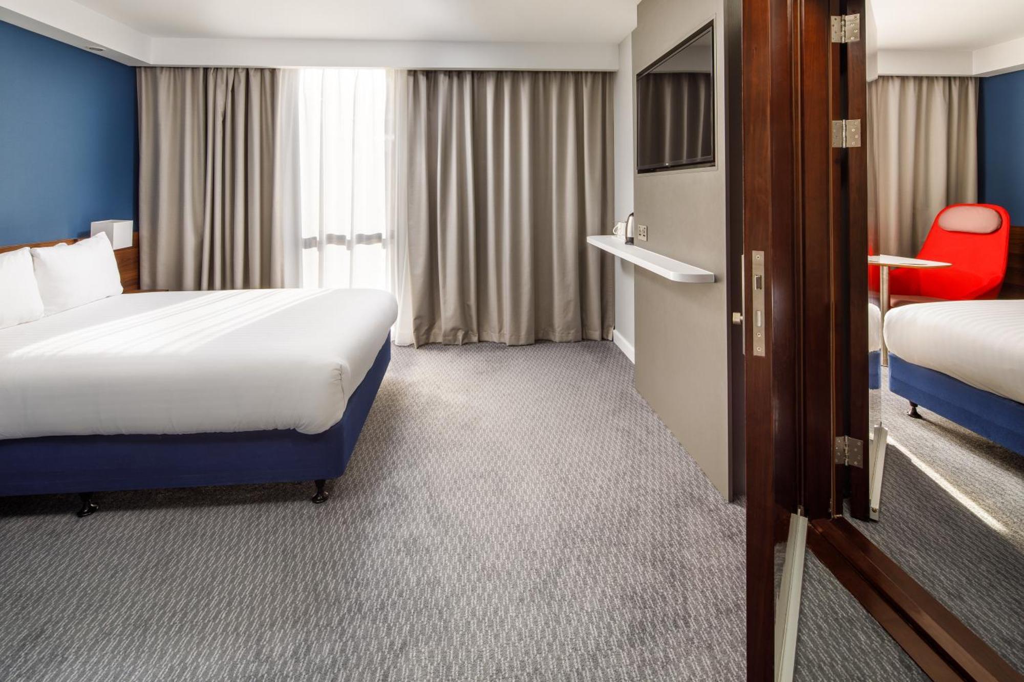 Express - Excel By Ihg Hotel London