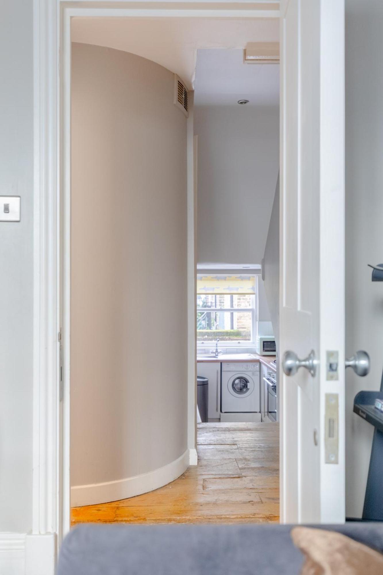 Vogue 1 Bedroom Pimlico Flat Near Victoria Station Apartment *