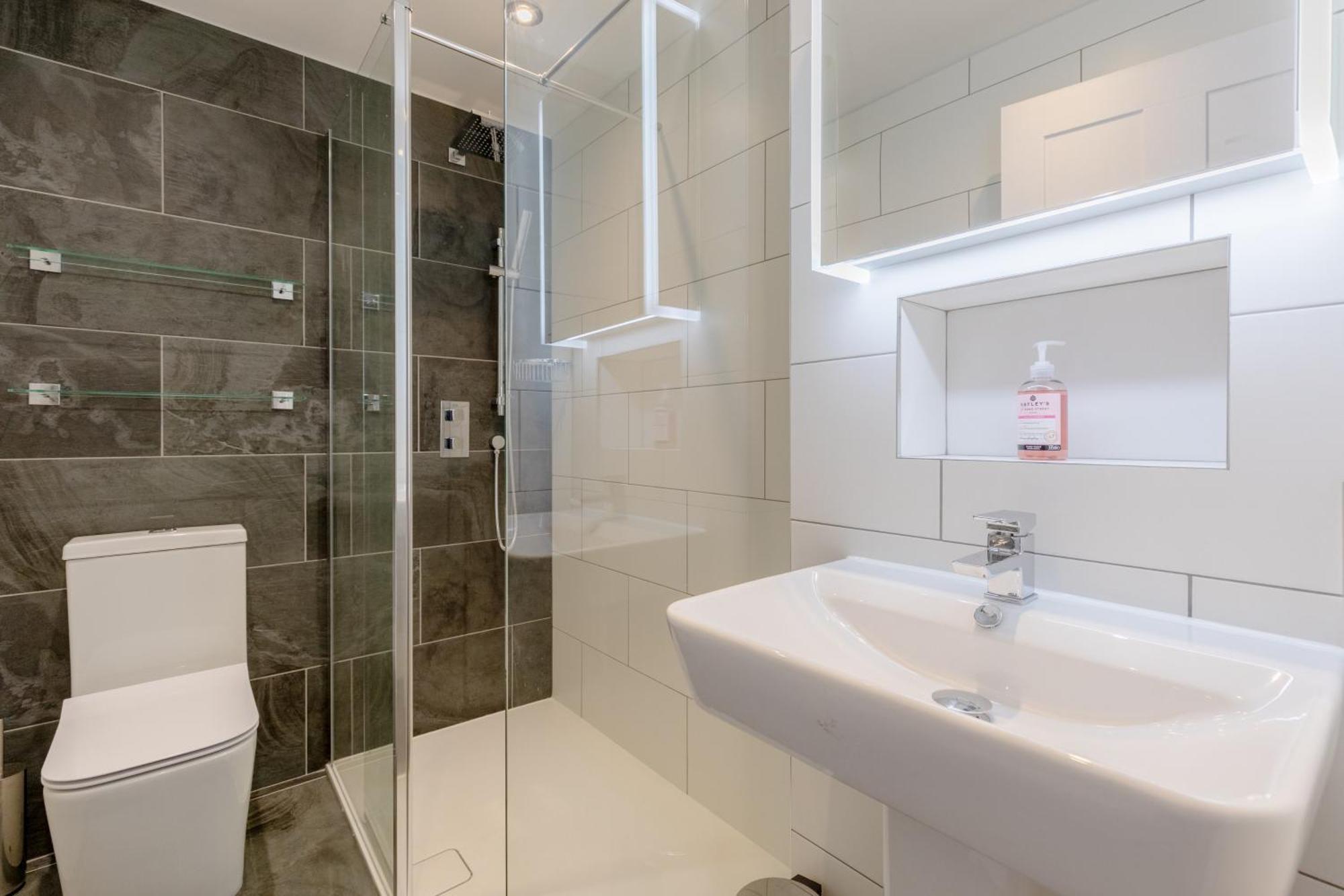 Vogue 1 Bedroom Pimlico Flat Near Victoria Station Apartment *
