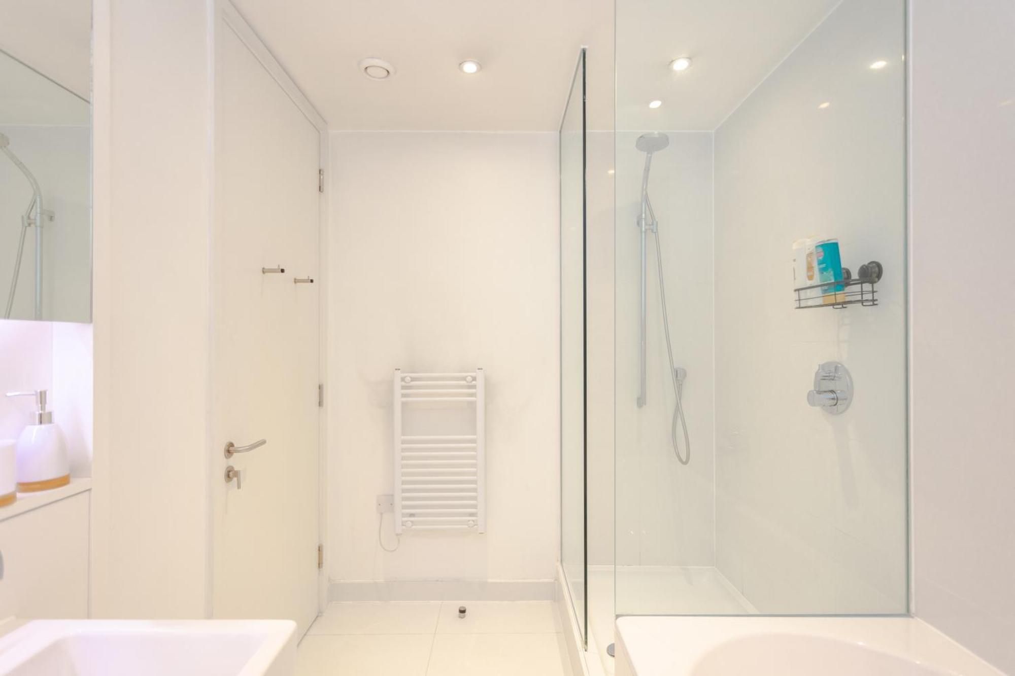 Gorgeous 2 Bedroom Near Clapham Common Londres