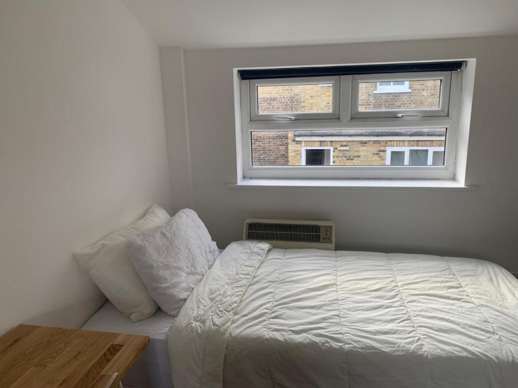 Spaciously Renovated 2bd Flat - Camden
