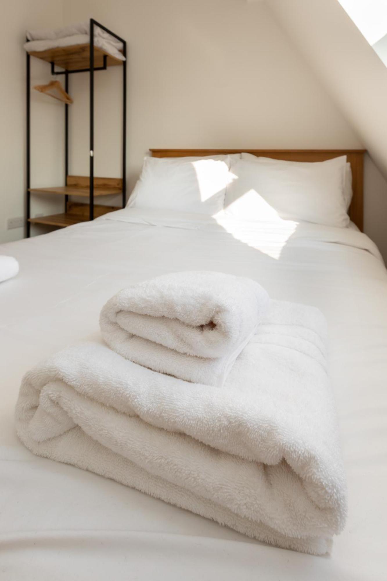 Spaciously Renovated 2bd Flat - Camden *